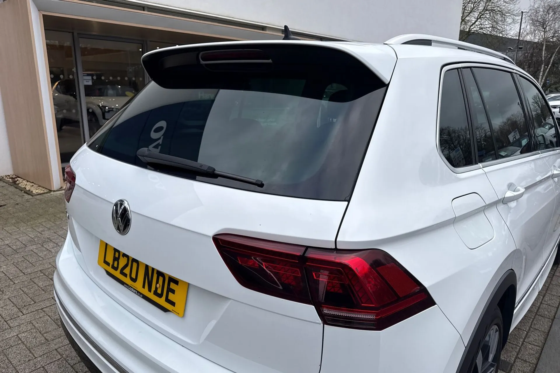 VOLKSWAGEN TIGUAN thumbnail image number 15