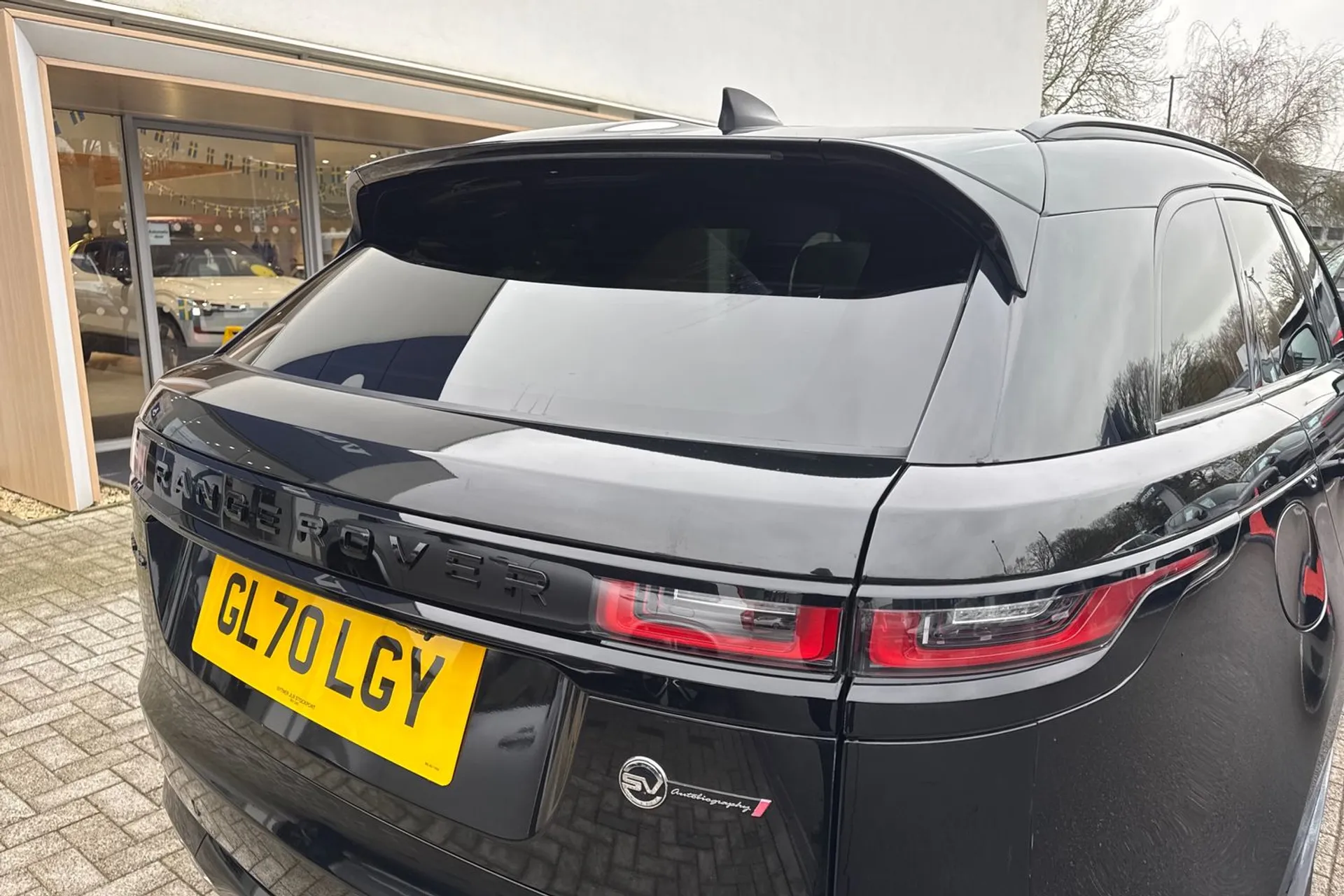 LAND ROVER RANGE ROVER VELAR thumbnail image number 16