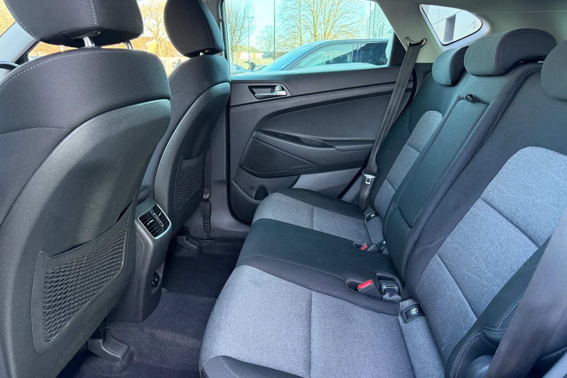 HYUNDAI TUCSON thumbnail image number 40