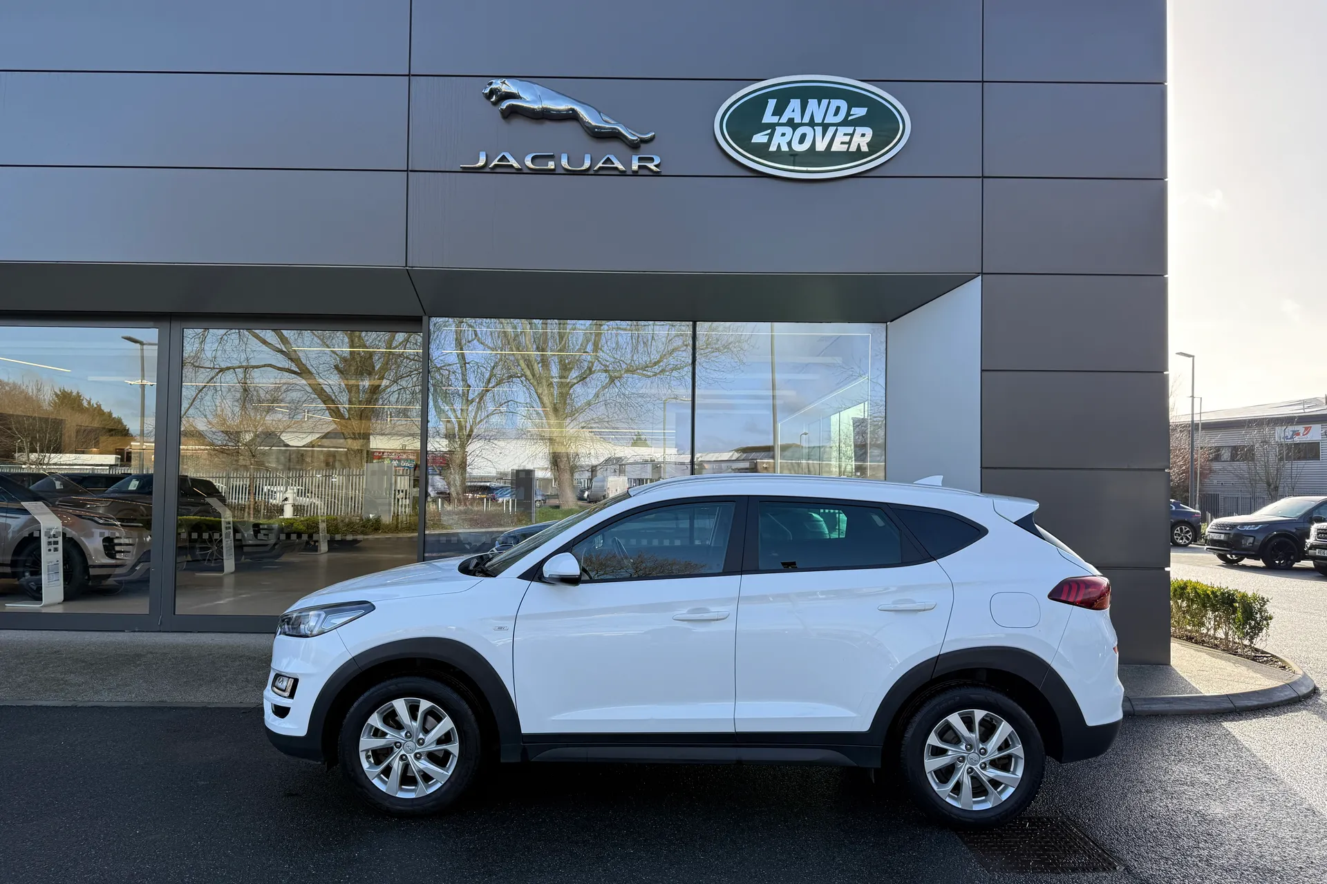 HYUNDAI TUCSON thumbnail image number 23