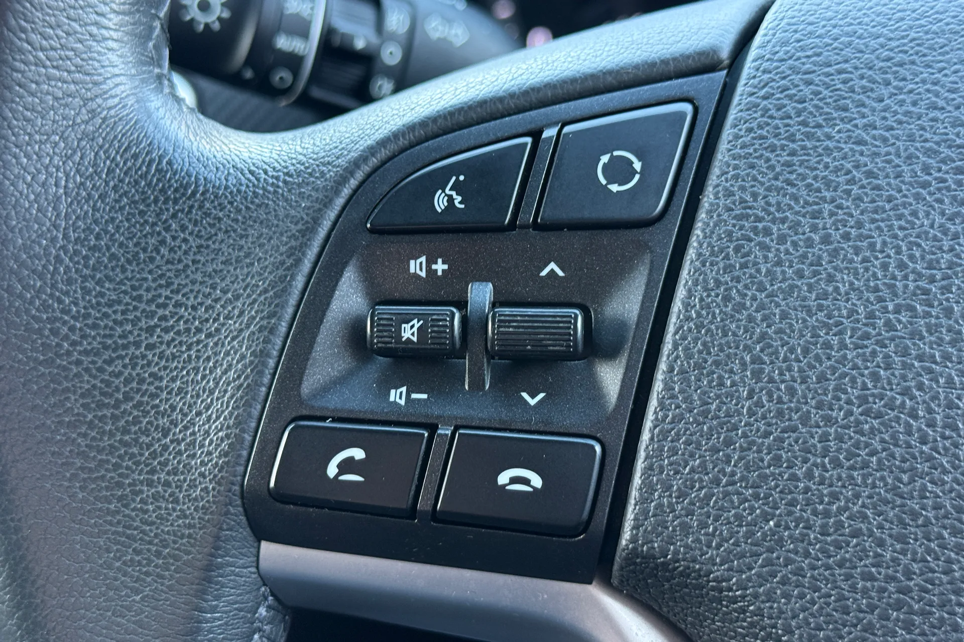 HYUNDAI TUCSON thumbnail image number 22