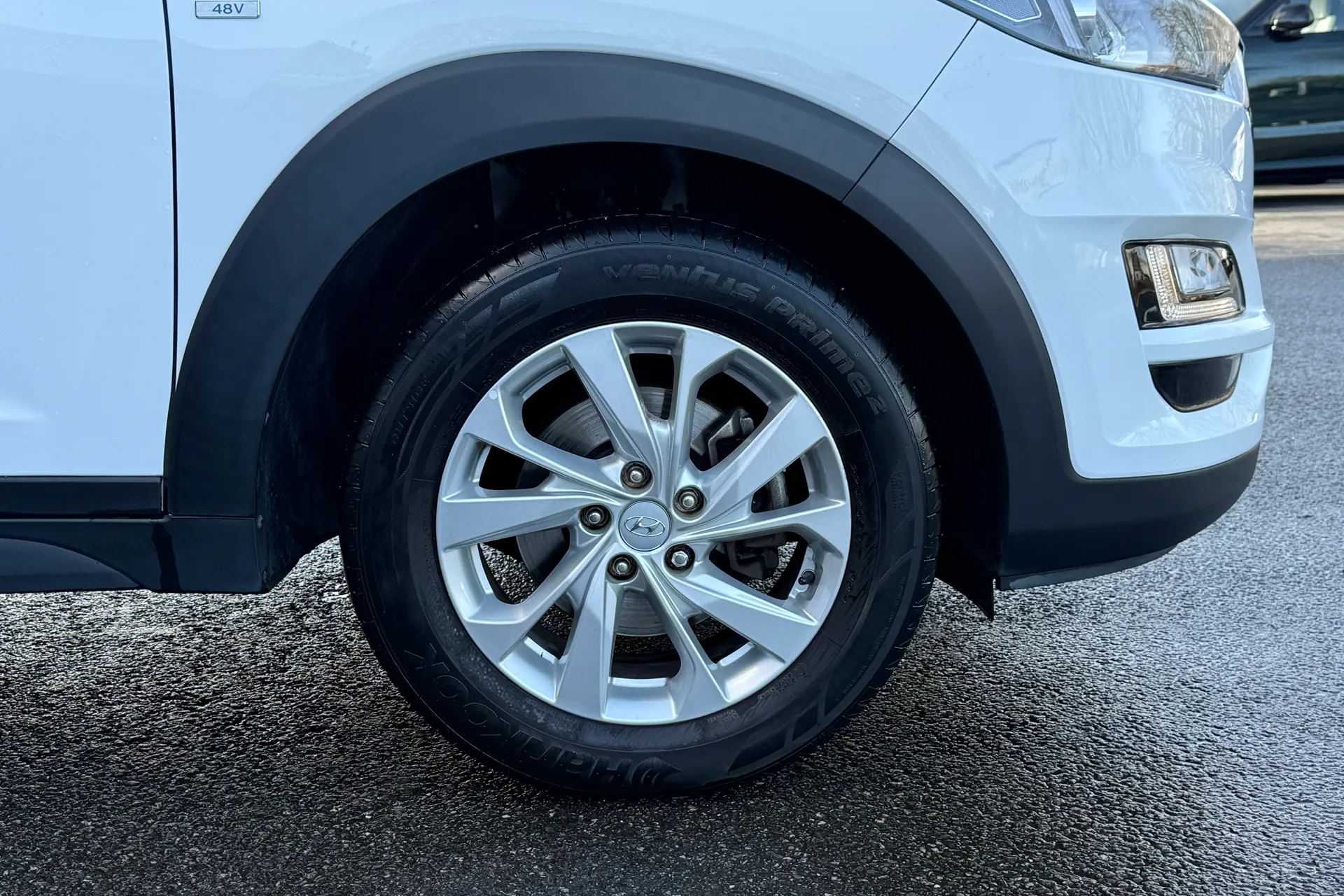 HYUNDAI TUCSON thumbnail image number 4