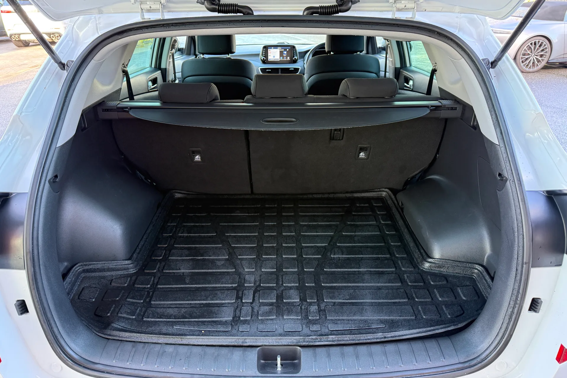 HYUNDAI TUCSON thumbnail image number 33