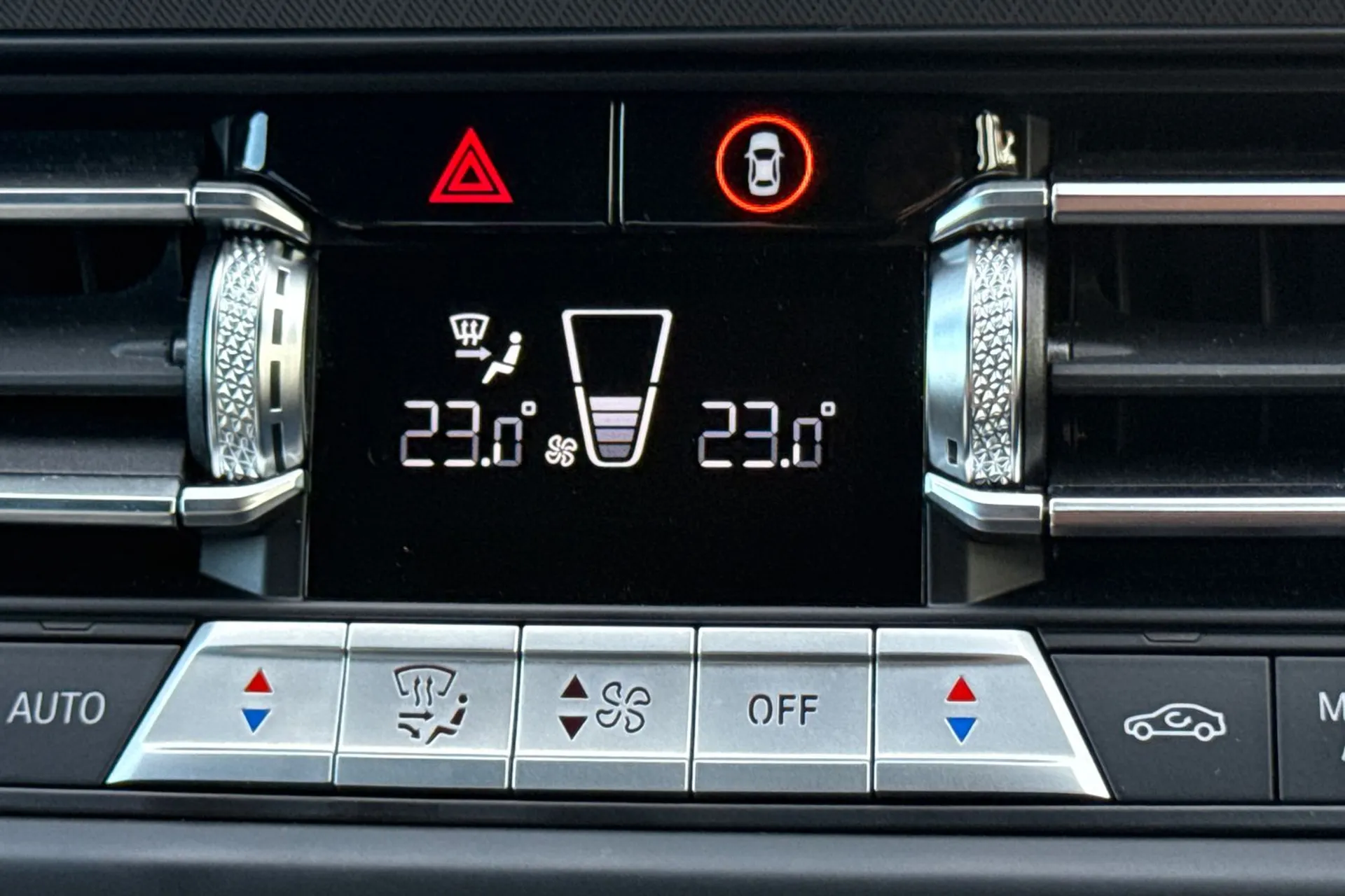 BMW 2 SERIES thumbnail image number 58