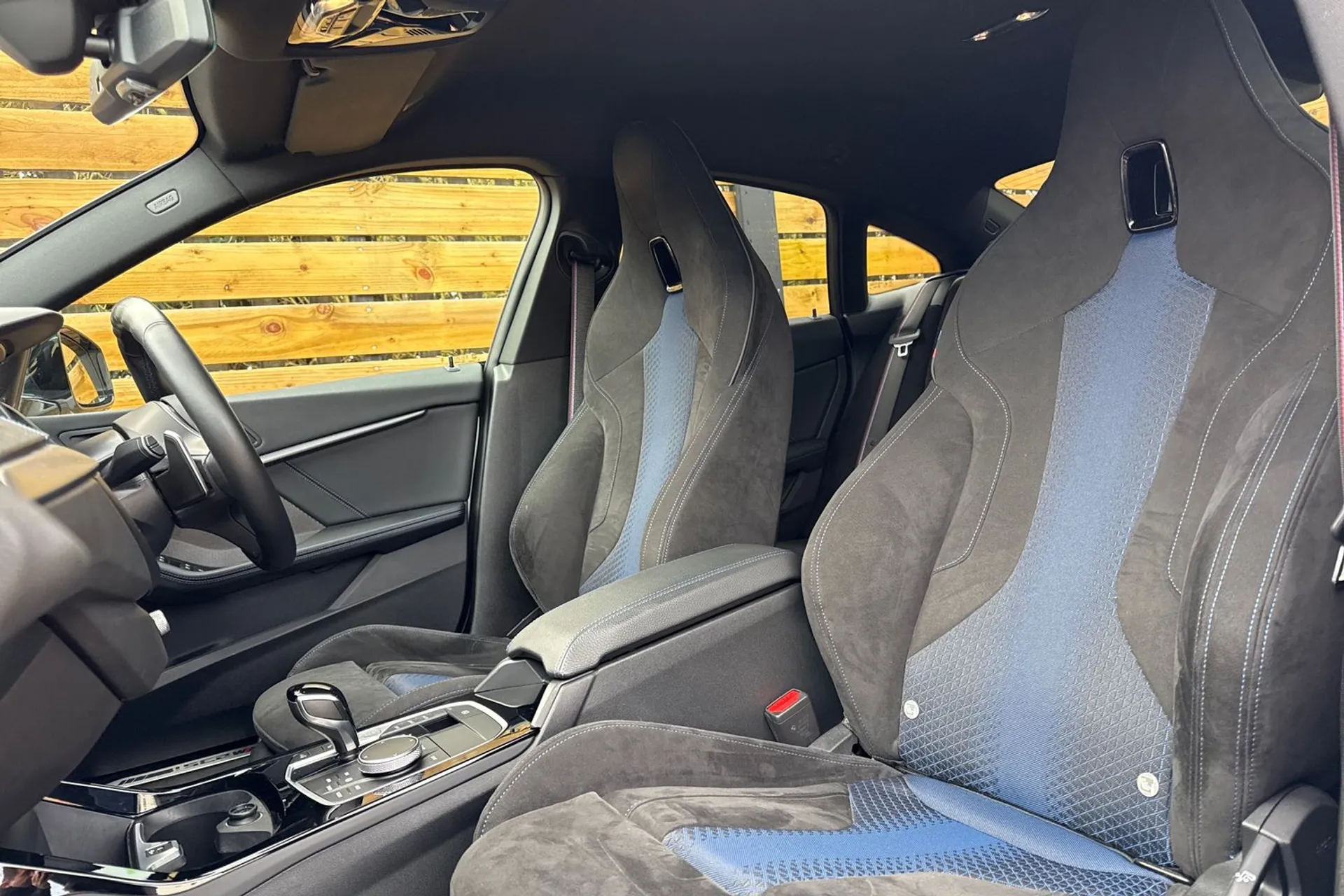 BMW 2 SERIES thumbnail image number 30