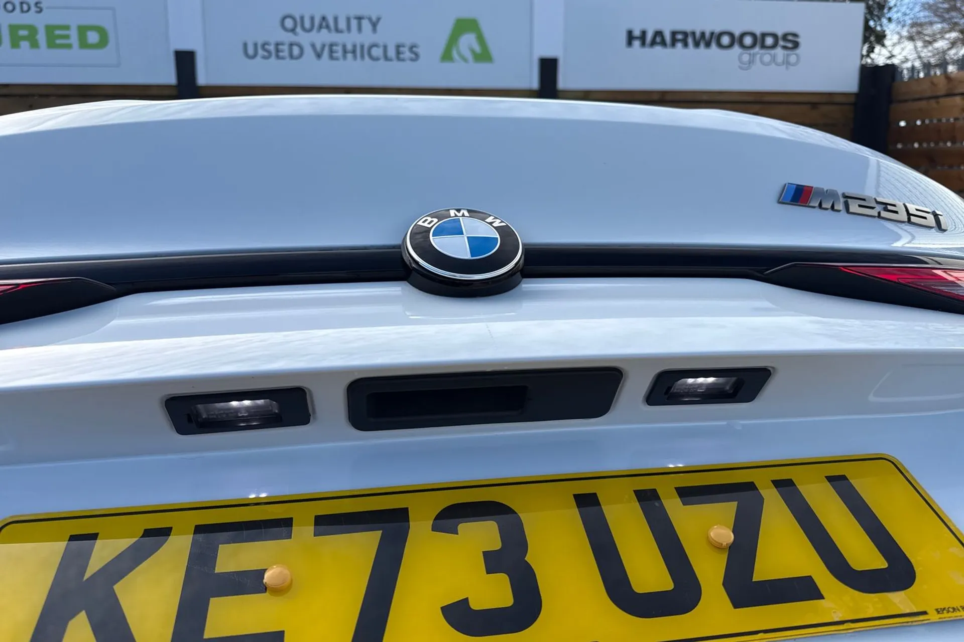 BMW 2 SERIES thumbnail image number 22