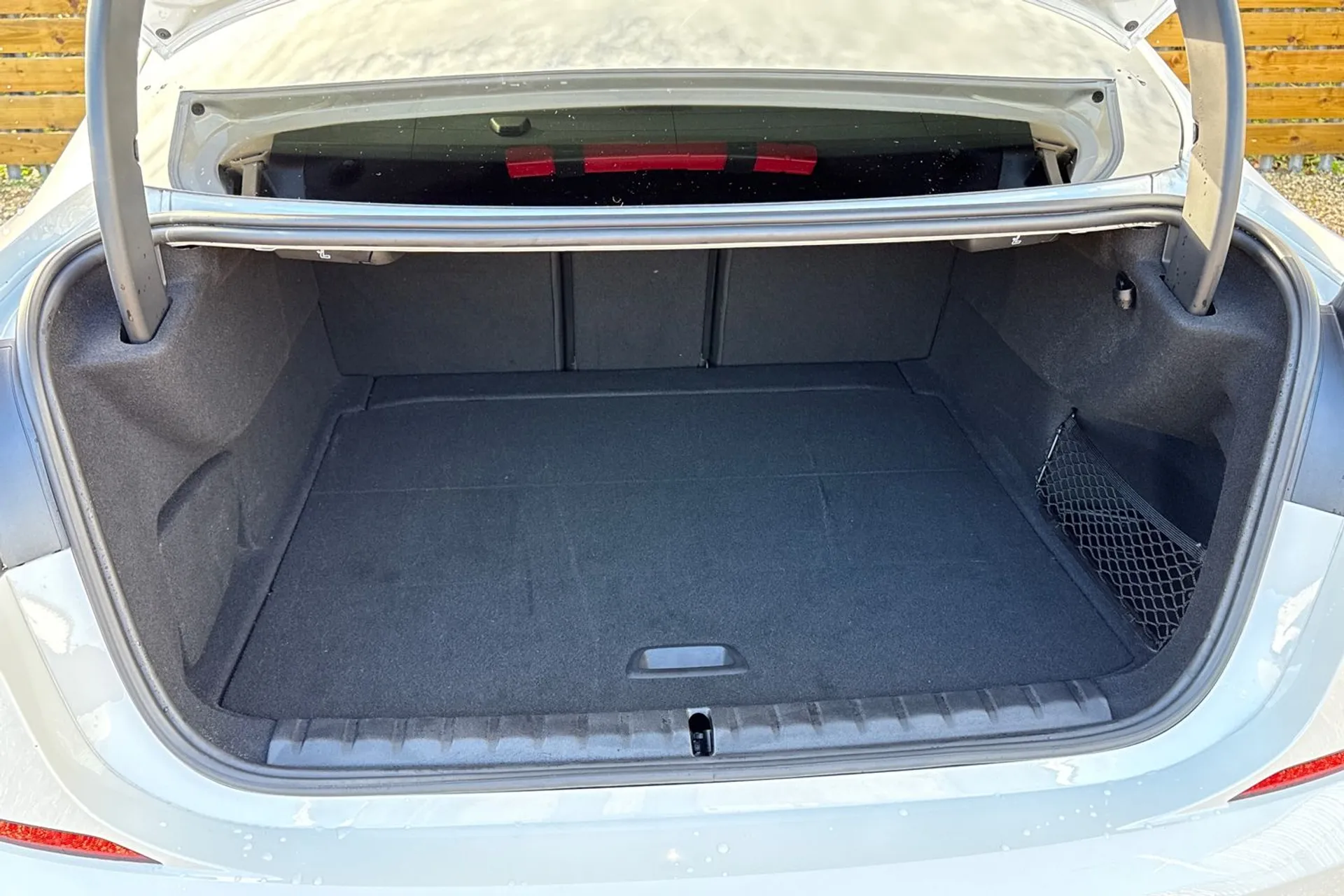 BMW 2 SERIES thumbnail image number 21