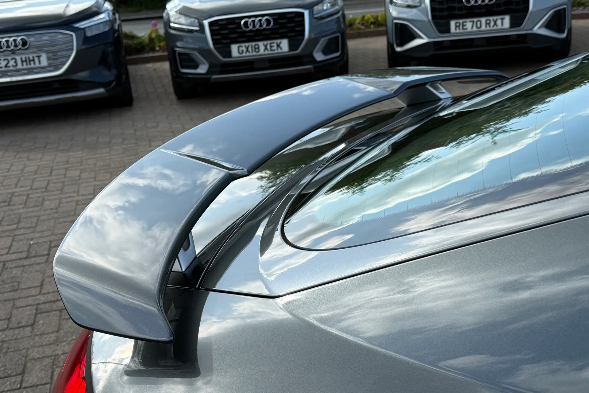 Audi TT thumbnail image number 45