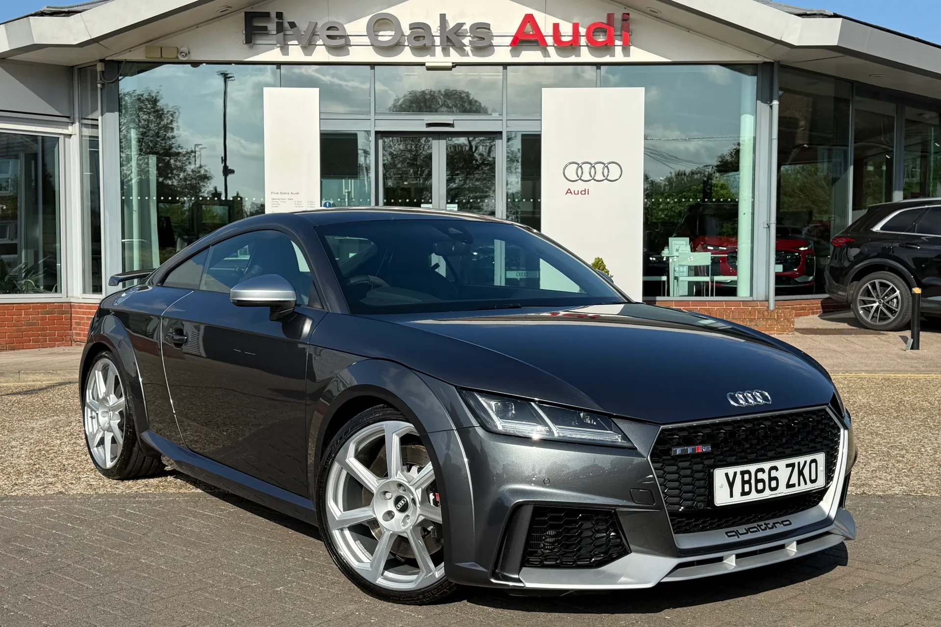 Audi TT focused image
