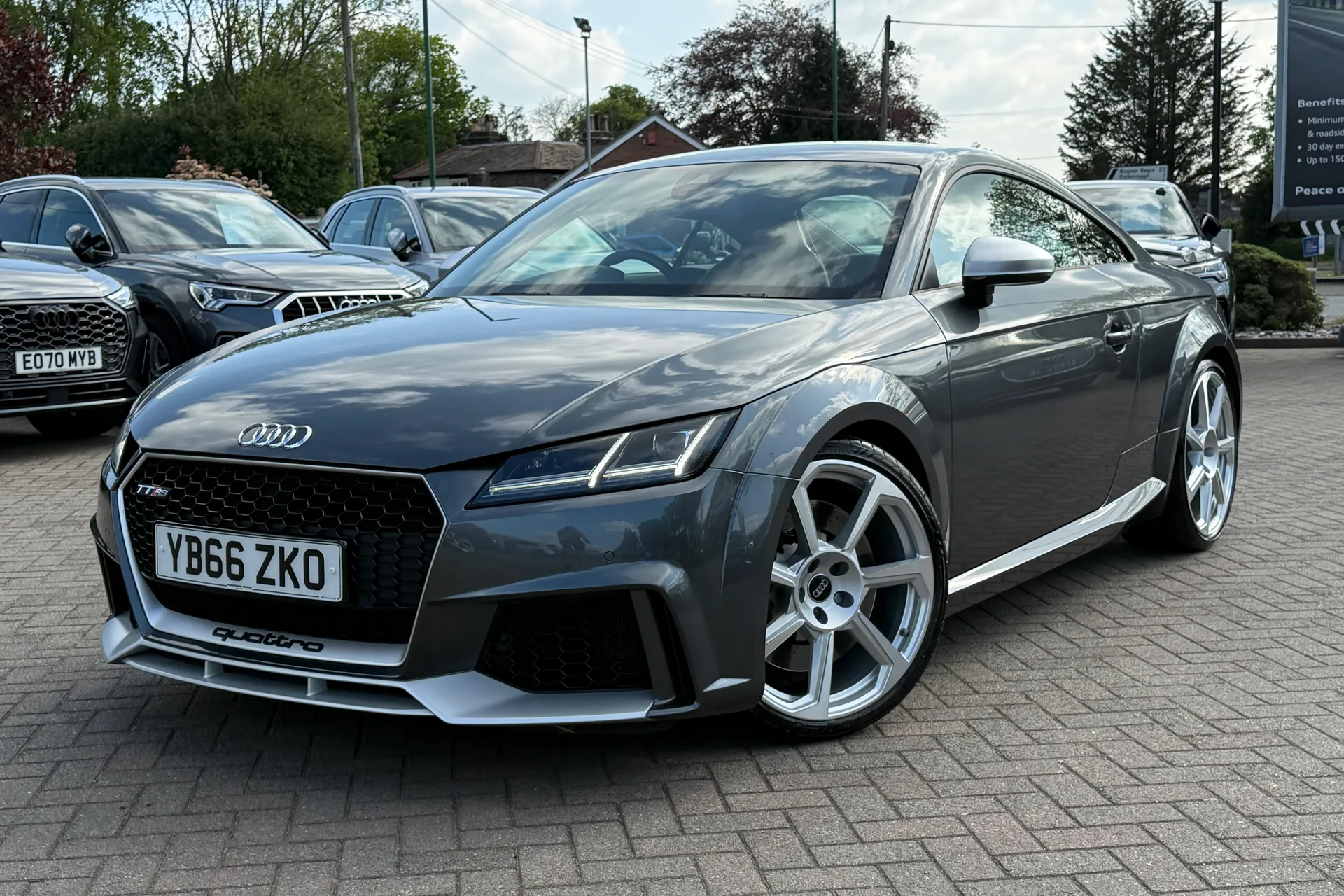 Audi TT thumbnail image number 25