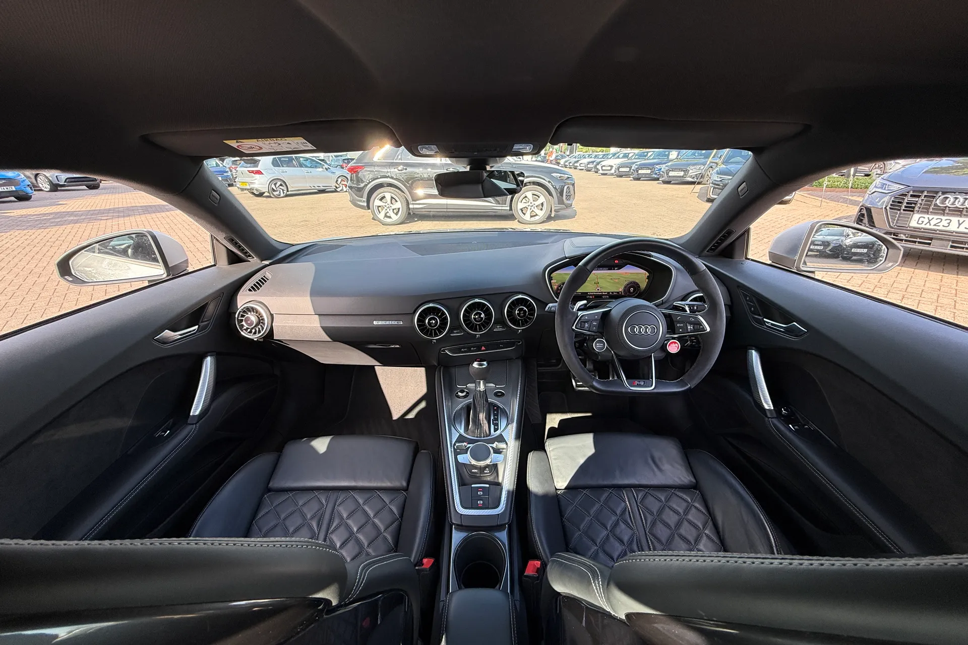 Audi TT thumbnail image number 3