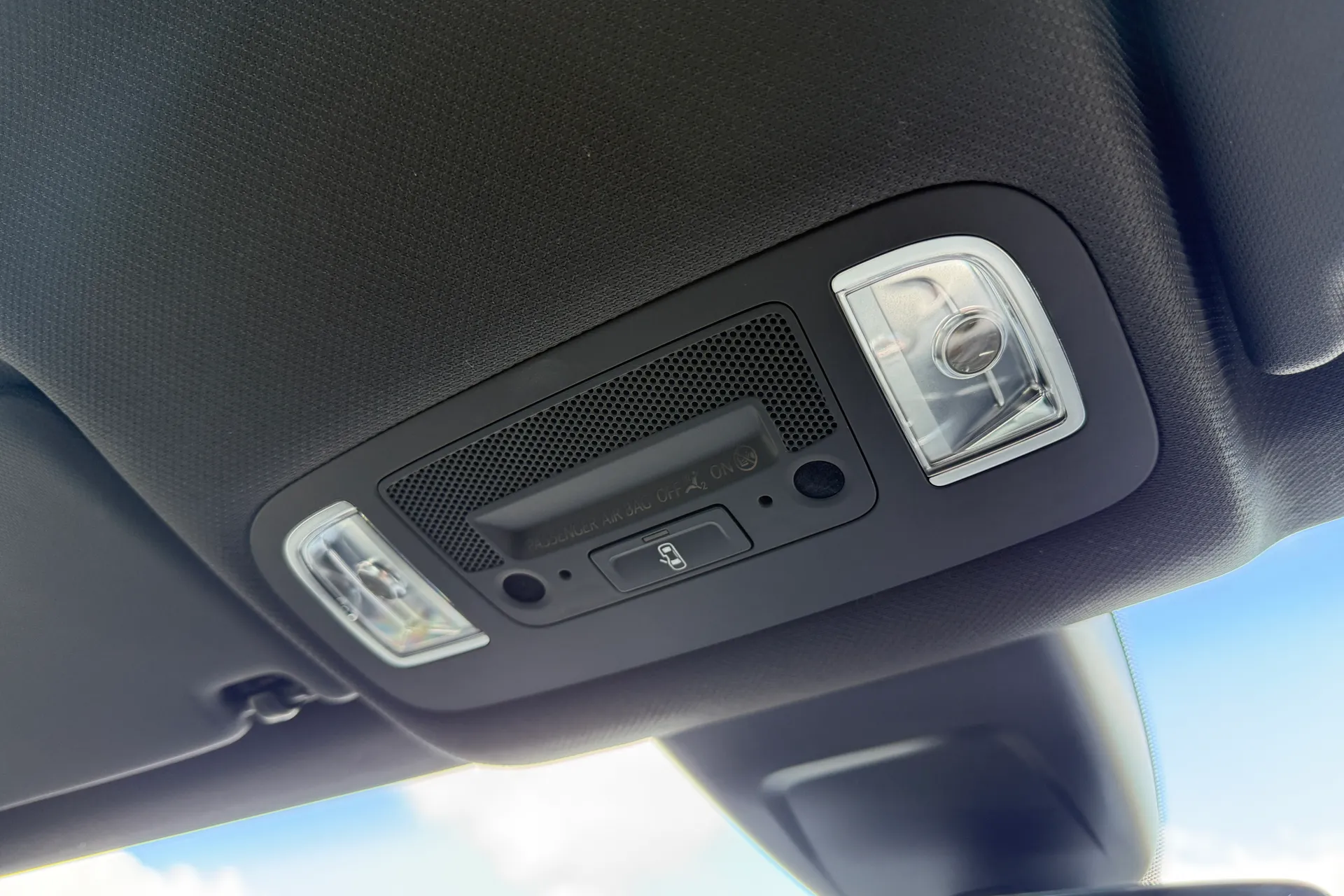 Audi TT thumbnail image number 19