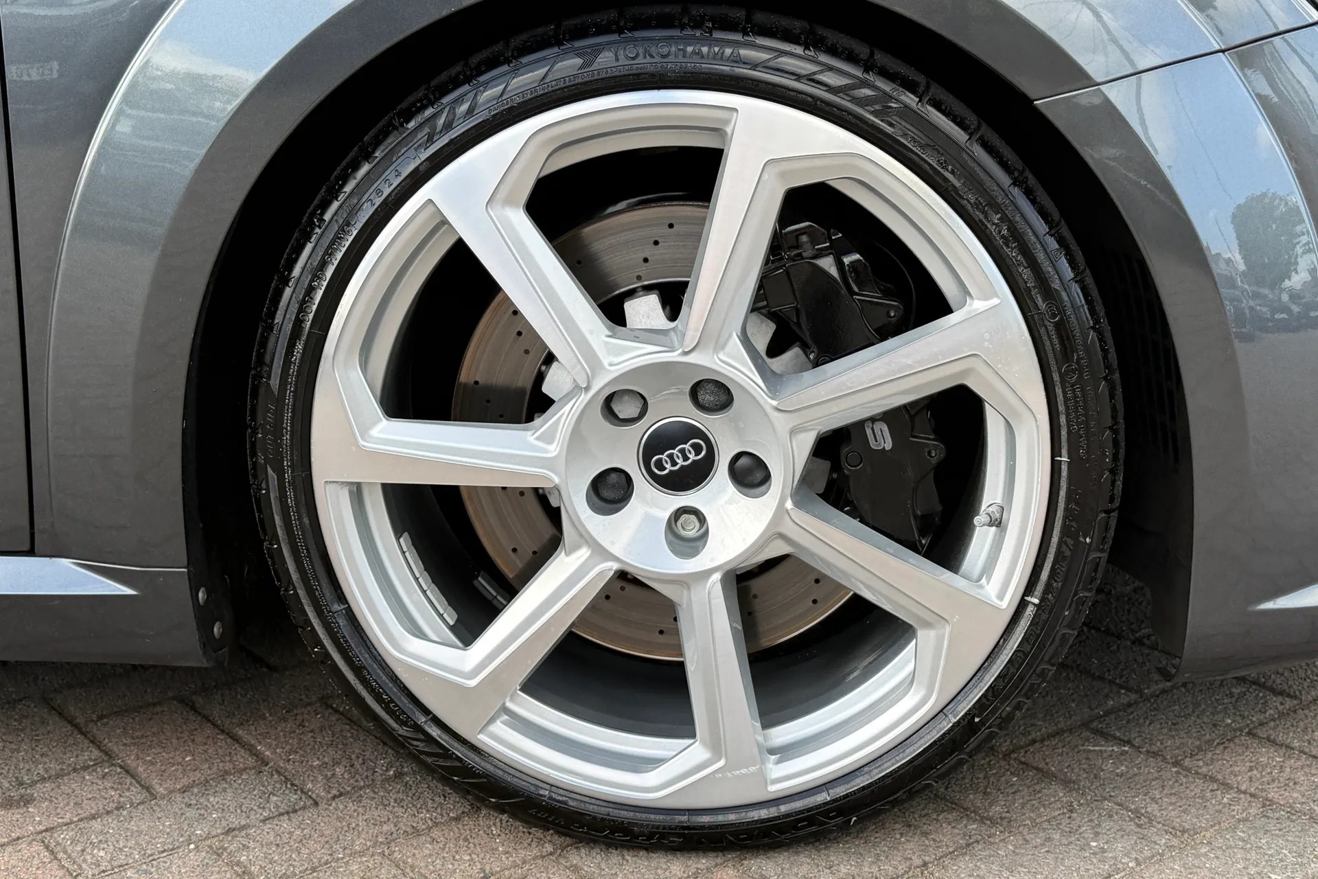 Audi TT thumbnail image number 44