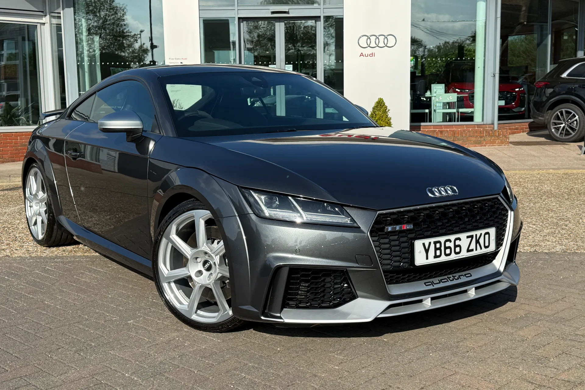 Audi TT thumbnail image number 23