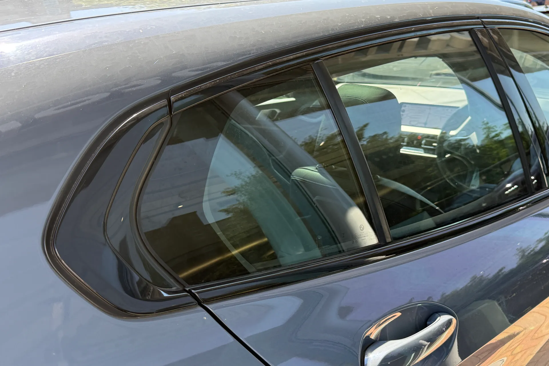 BMW 1 SERIES thumbnail image number 40
