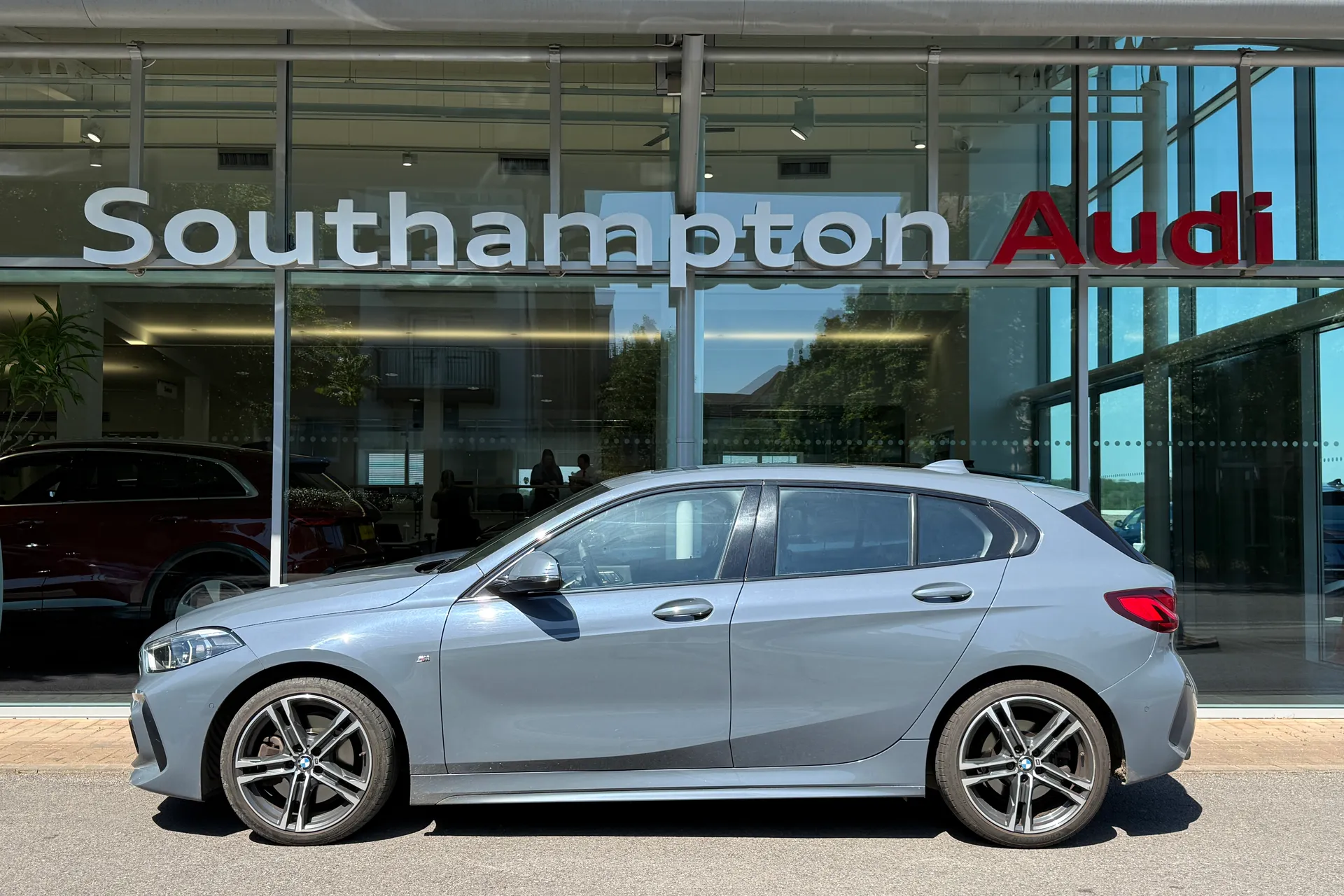 BMW 1 SERIES thumbnail image number 48