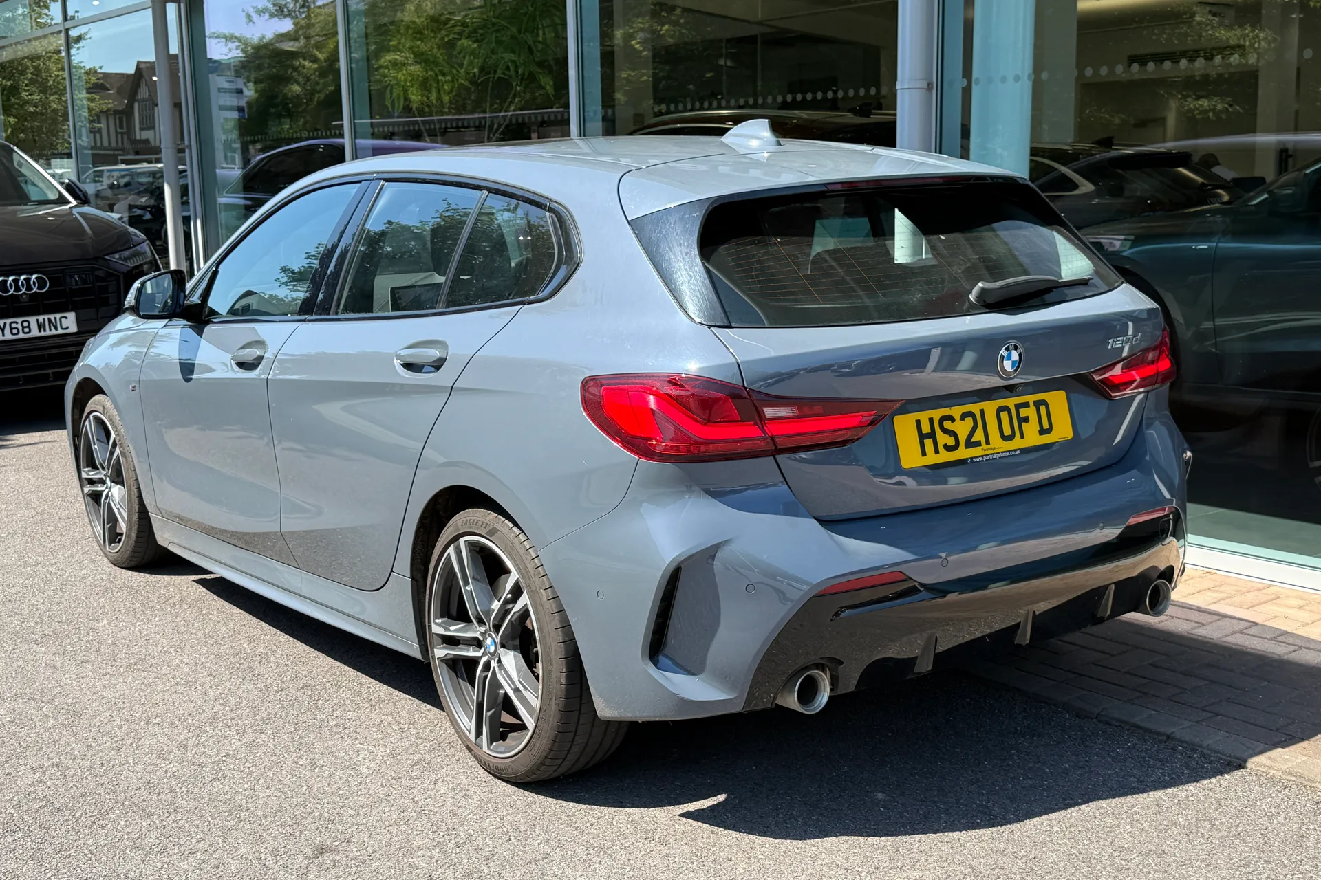 BMW 1 SERIES thumbnail image number 9