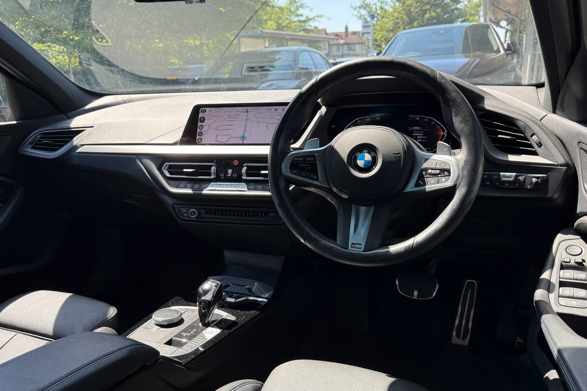 BMW 1 SERIES thumbnail image number 31