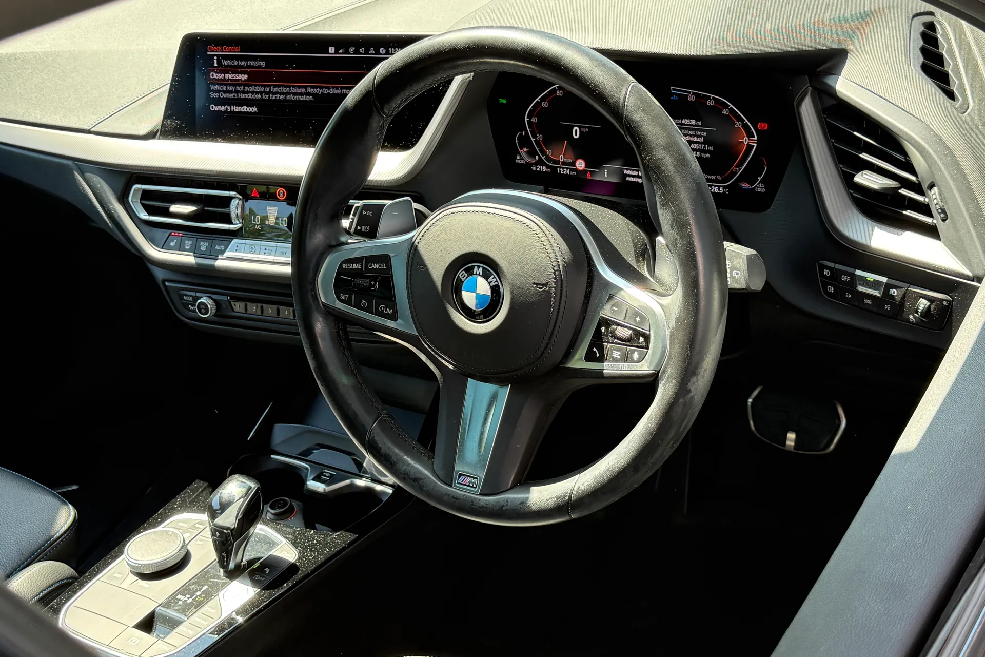 BMW 1 SERIES thumbnail image number 29