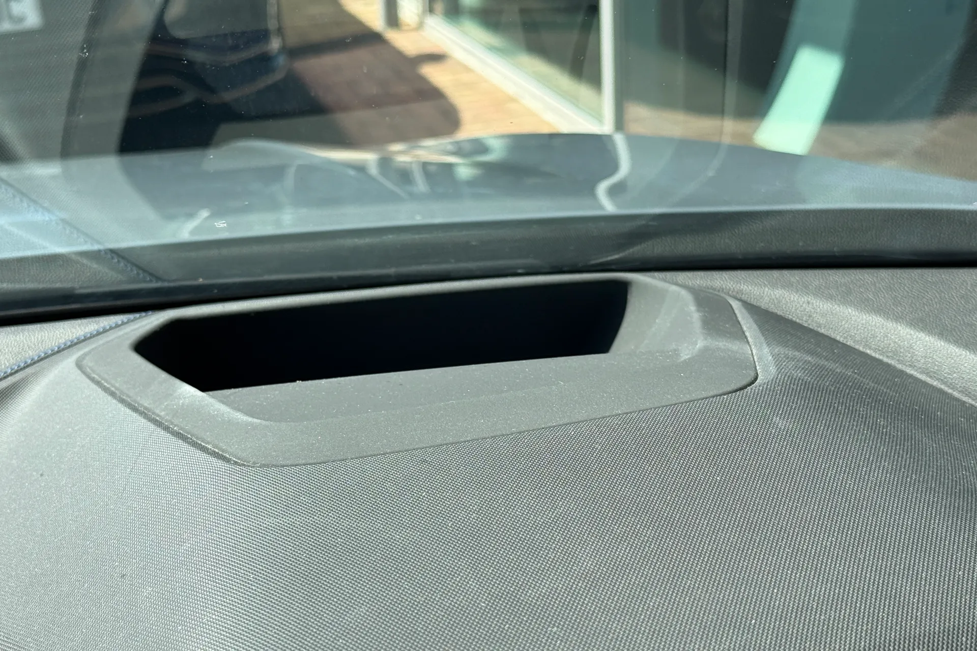 BMW 1 SERIES thumbnail image number 27