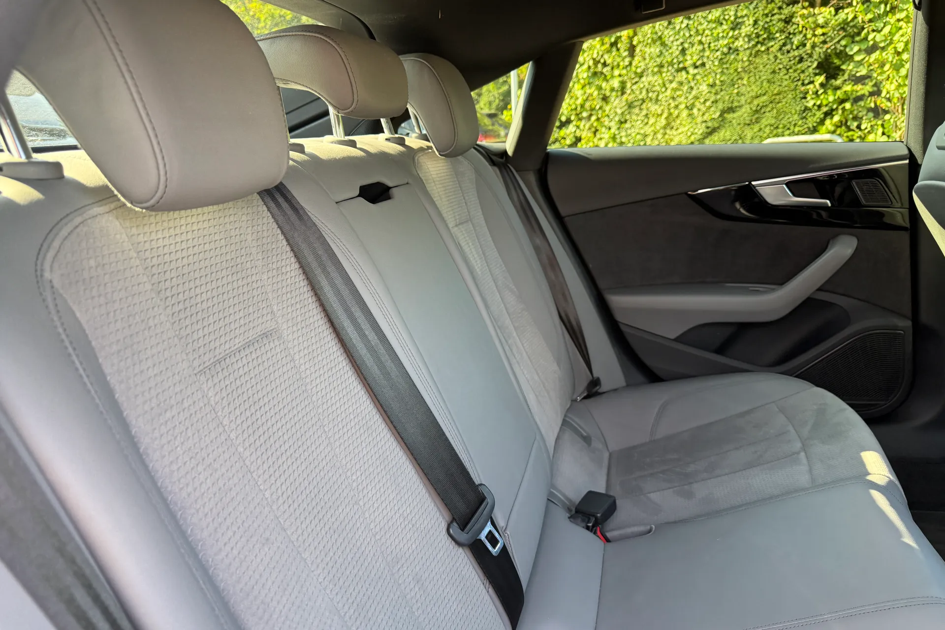 Audi A5 thumbnail image number 54