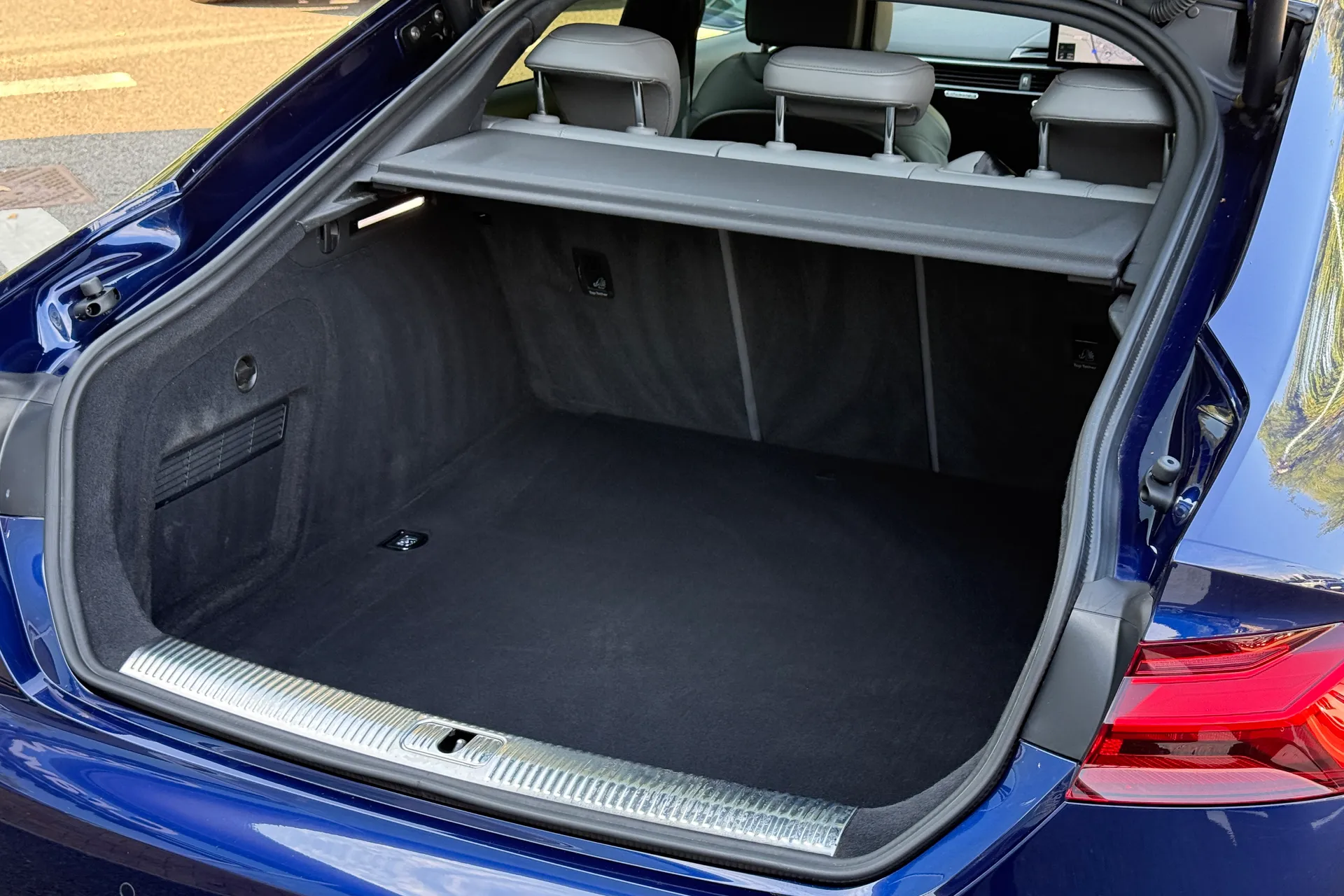 Audi A5 thumbnail image number 36