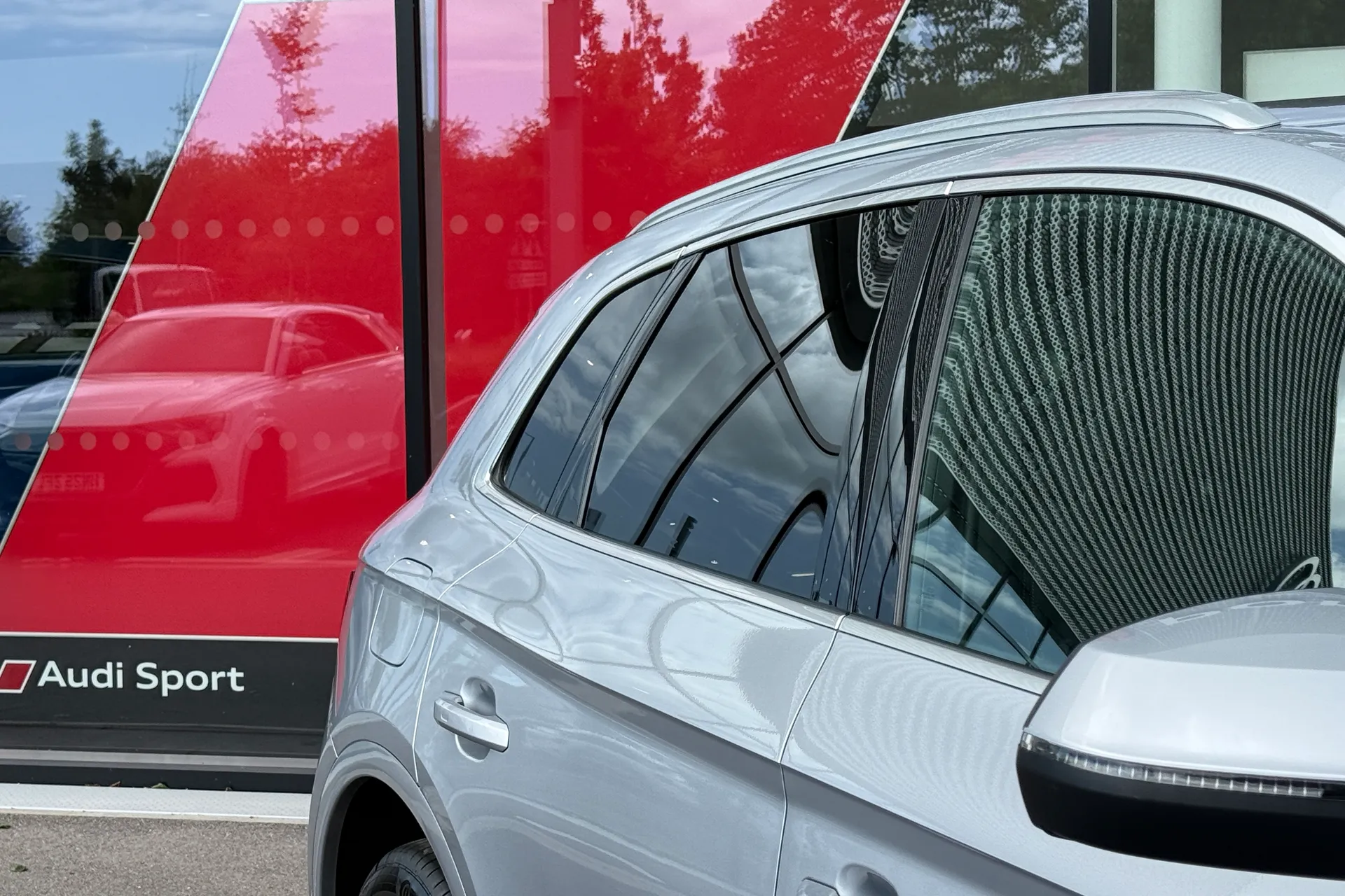 Audi Q5 thumbnail image number 35