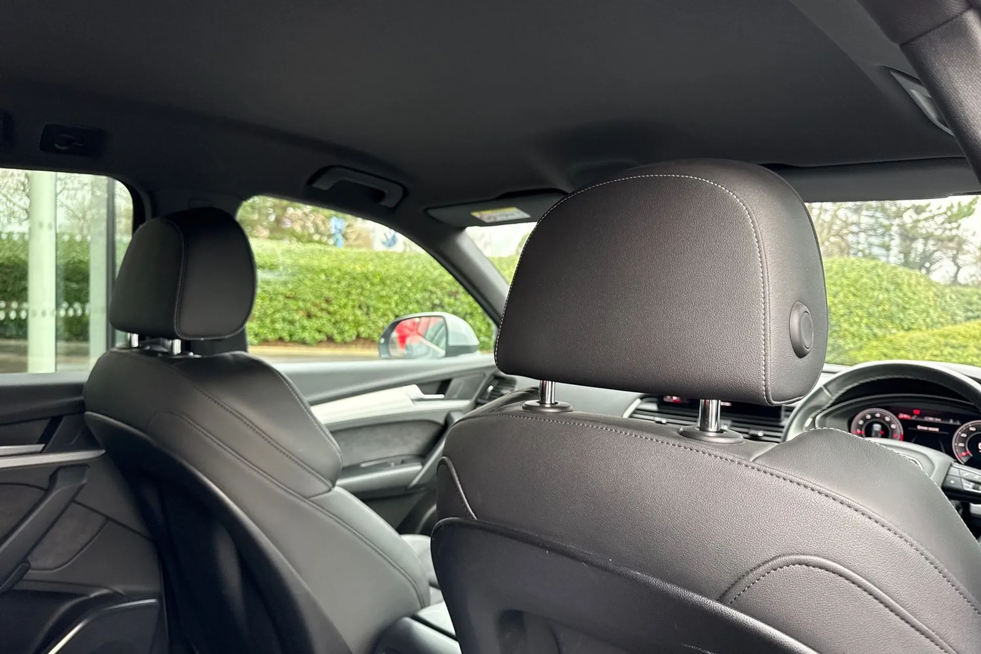 Audi Q5 thumbnail image number 43