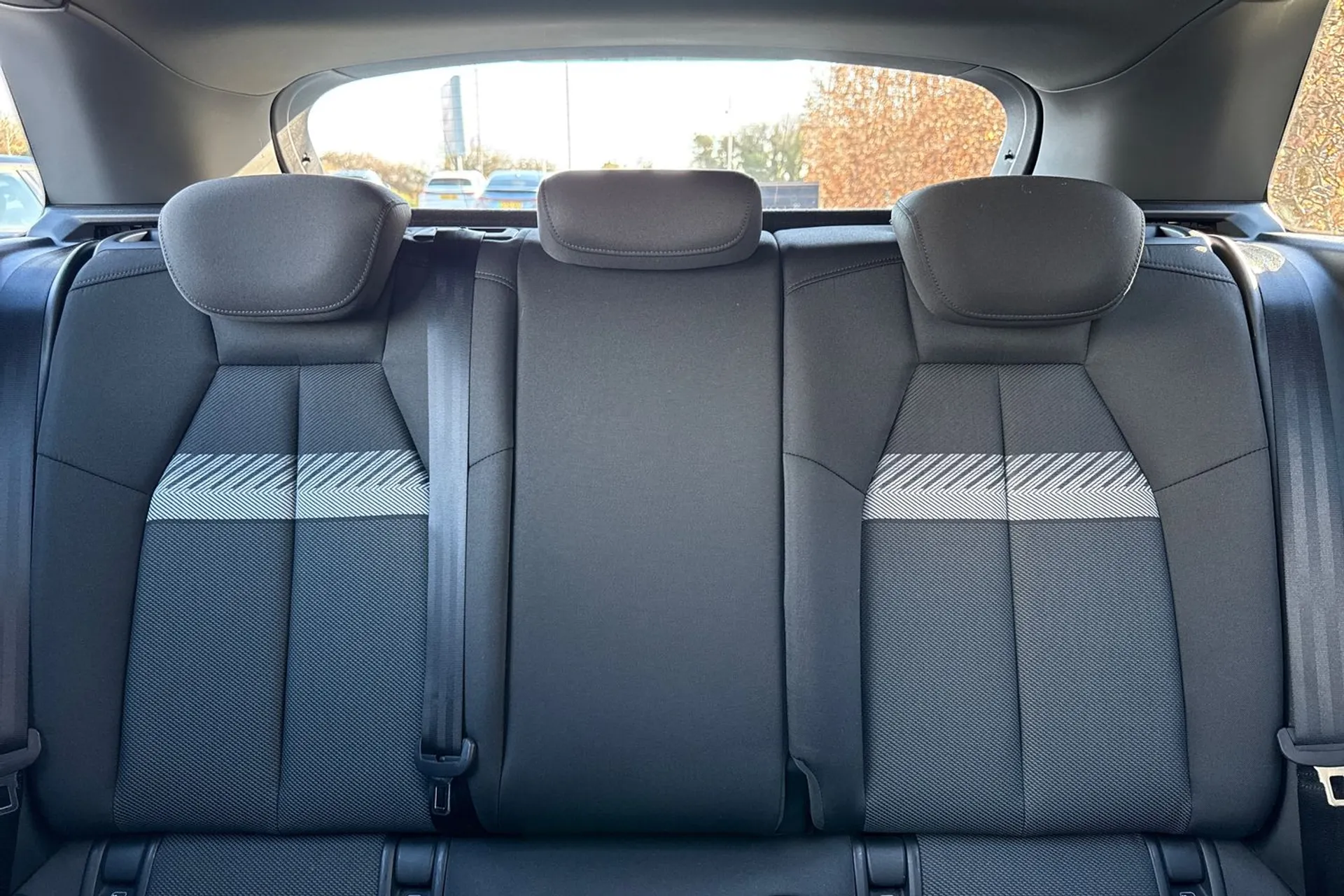 Audi Q4 thumbnail image number 42