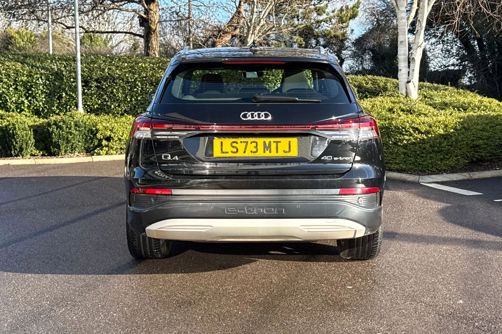 Audi Q4 thumbnail image number 9