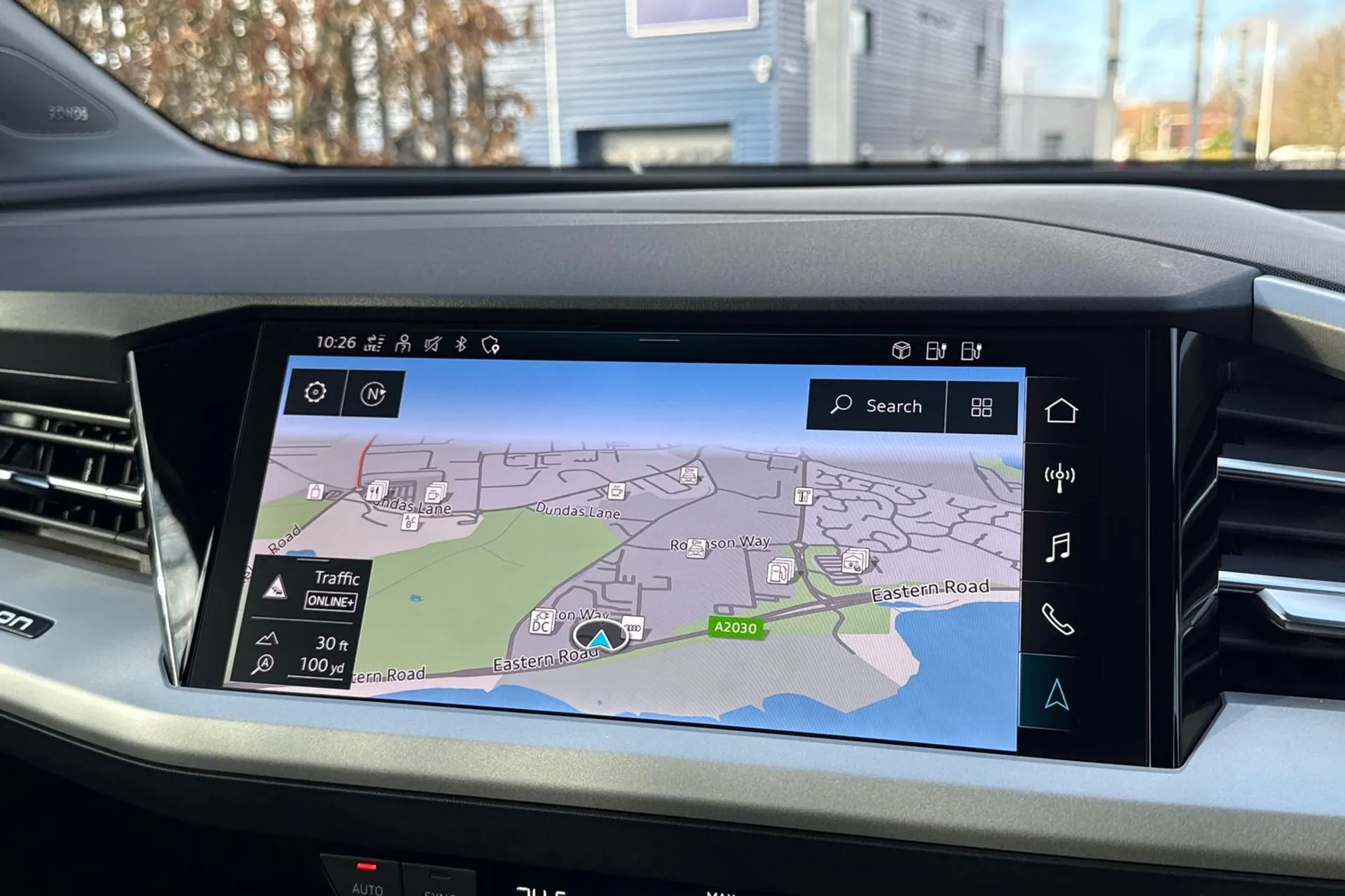 Audi Q4 thumbnail image number 22