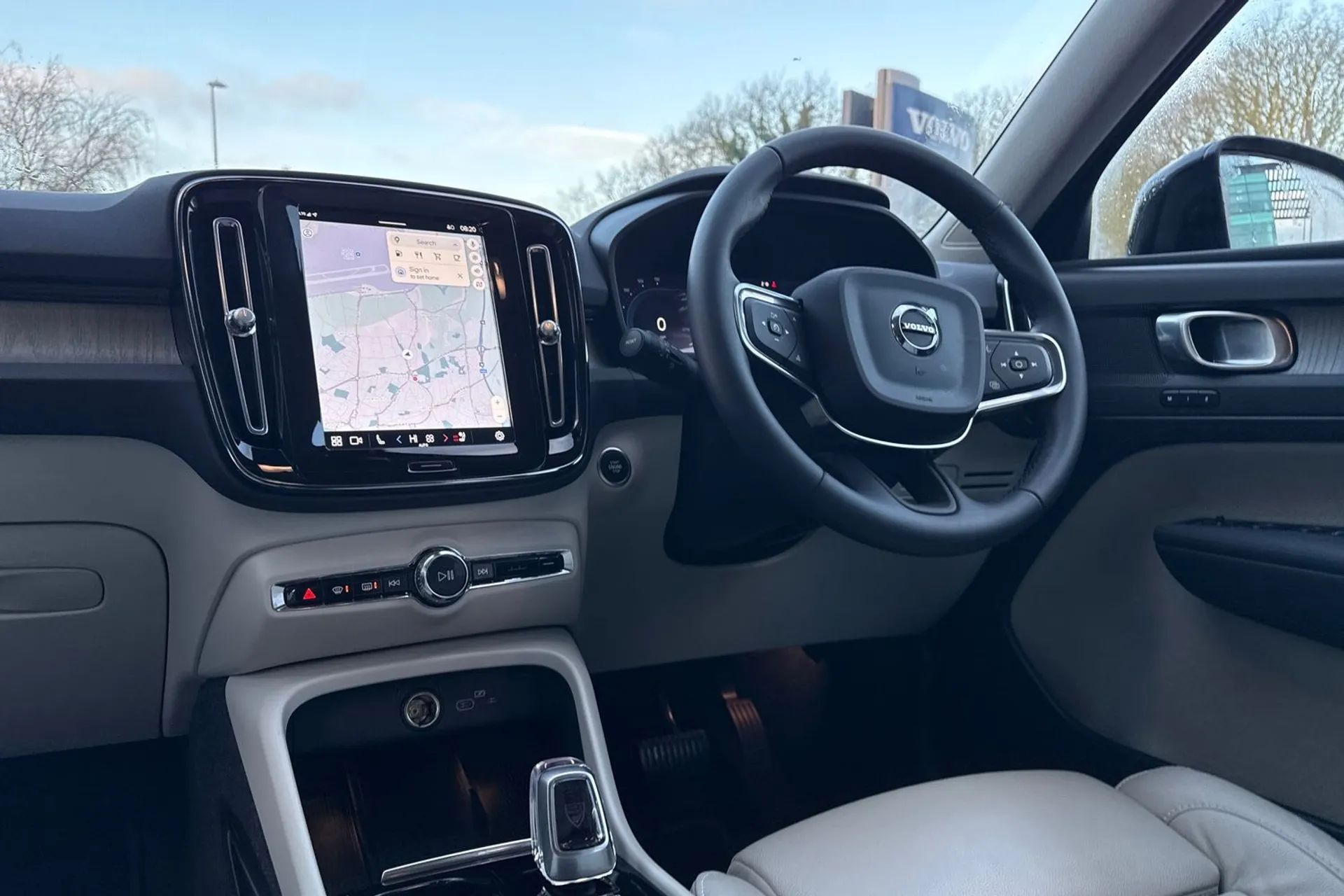 Volvo XC40 thumbnail image number 35