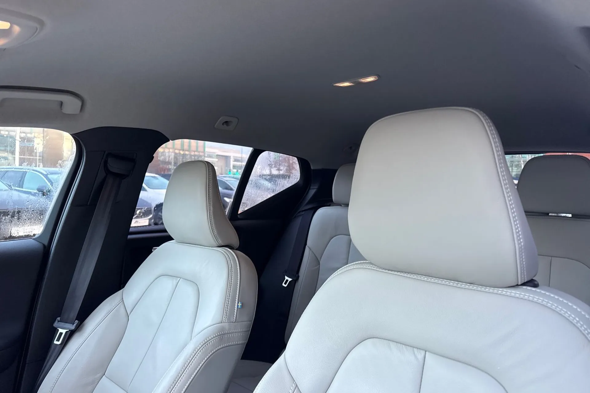 Volvo XC40 thumbnail image number 29