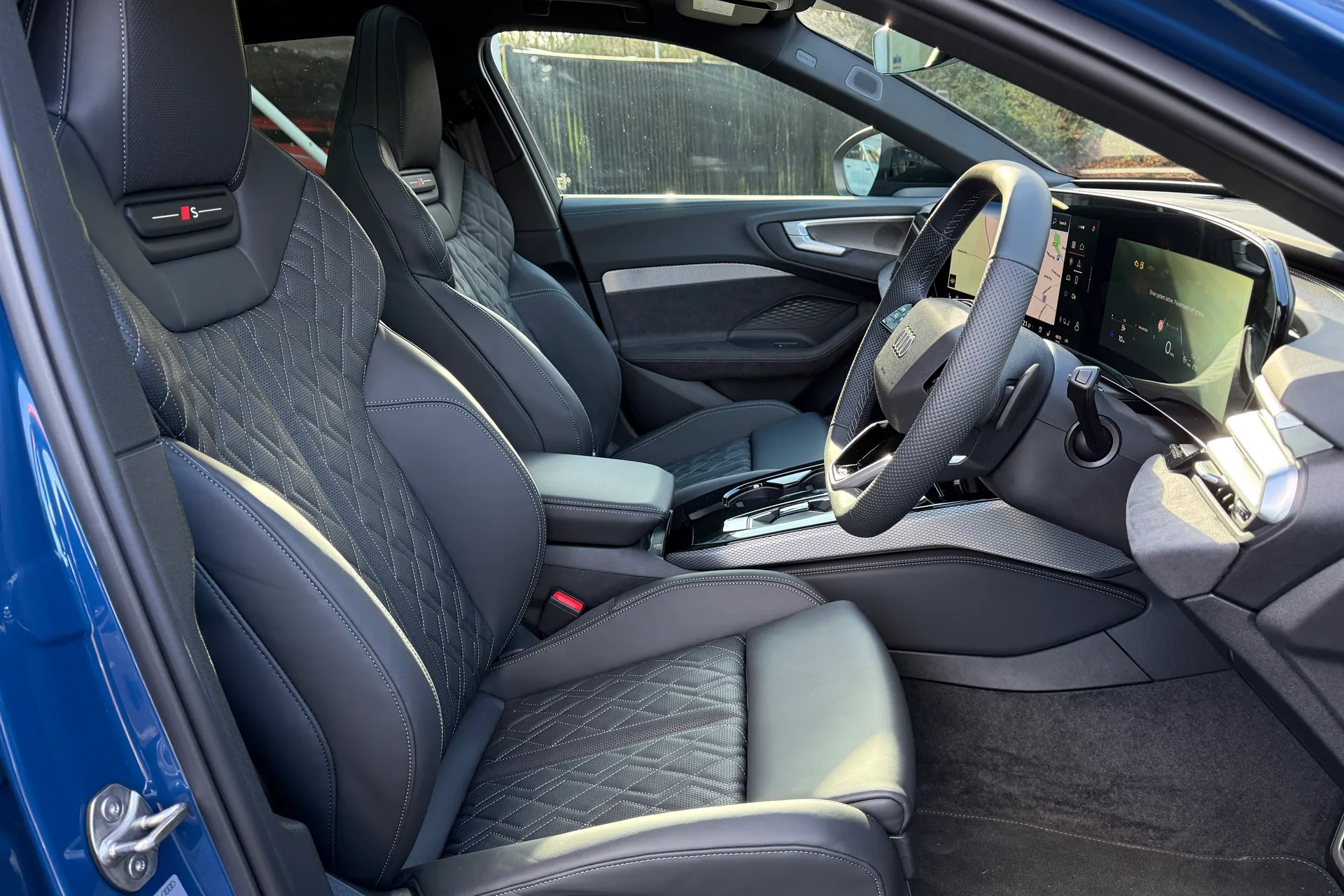 Audi A5 thumbnail image number 35