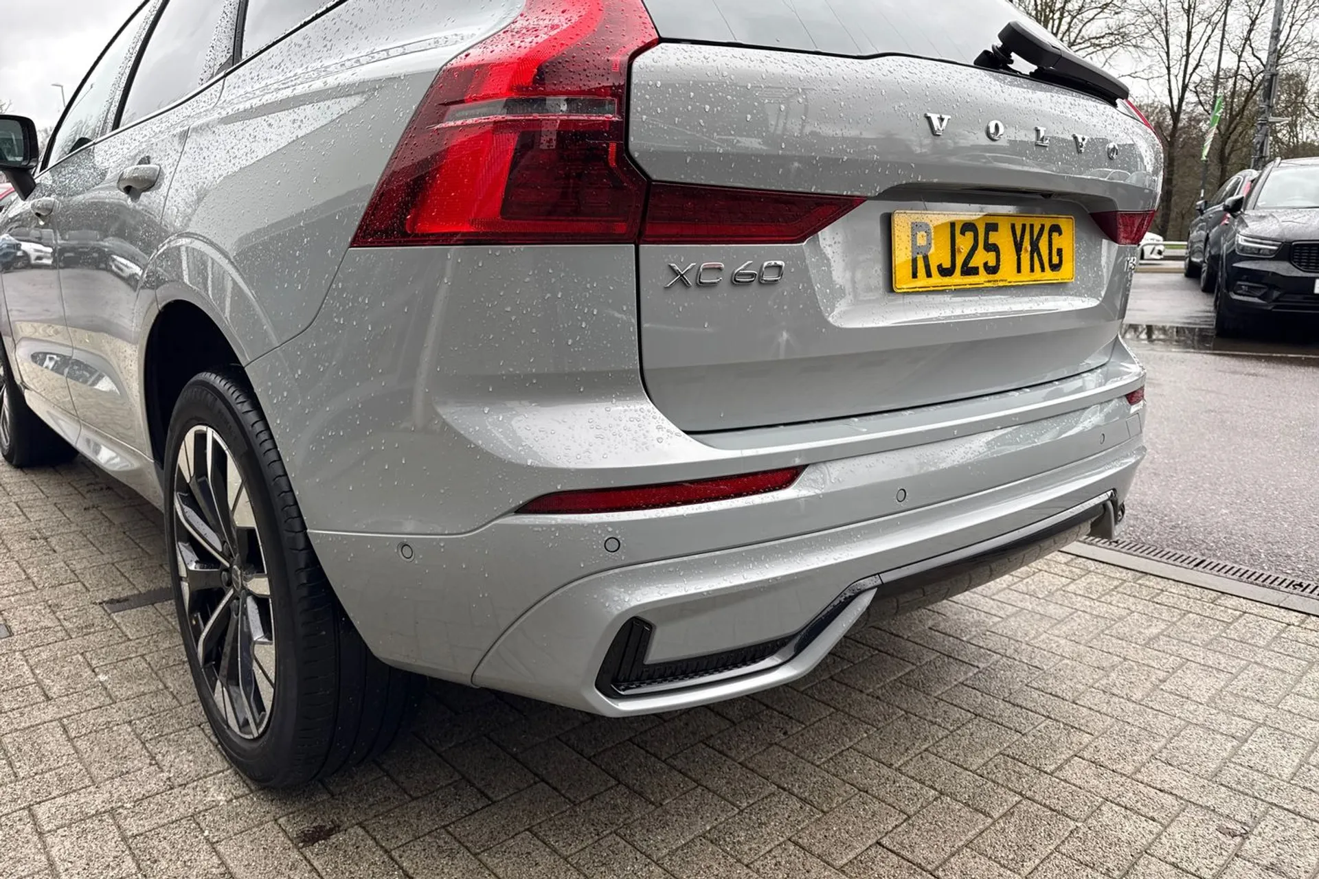 Volvo XC60 thumbnail image number 18