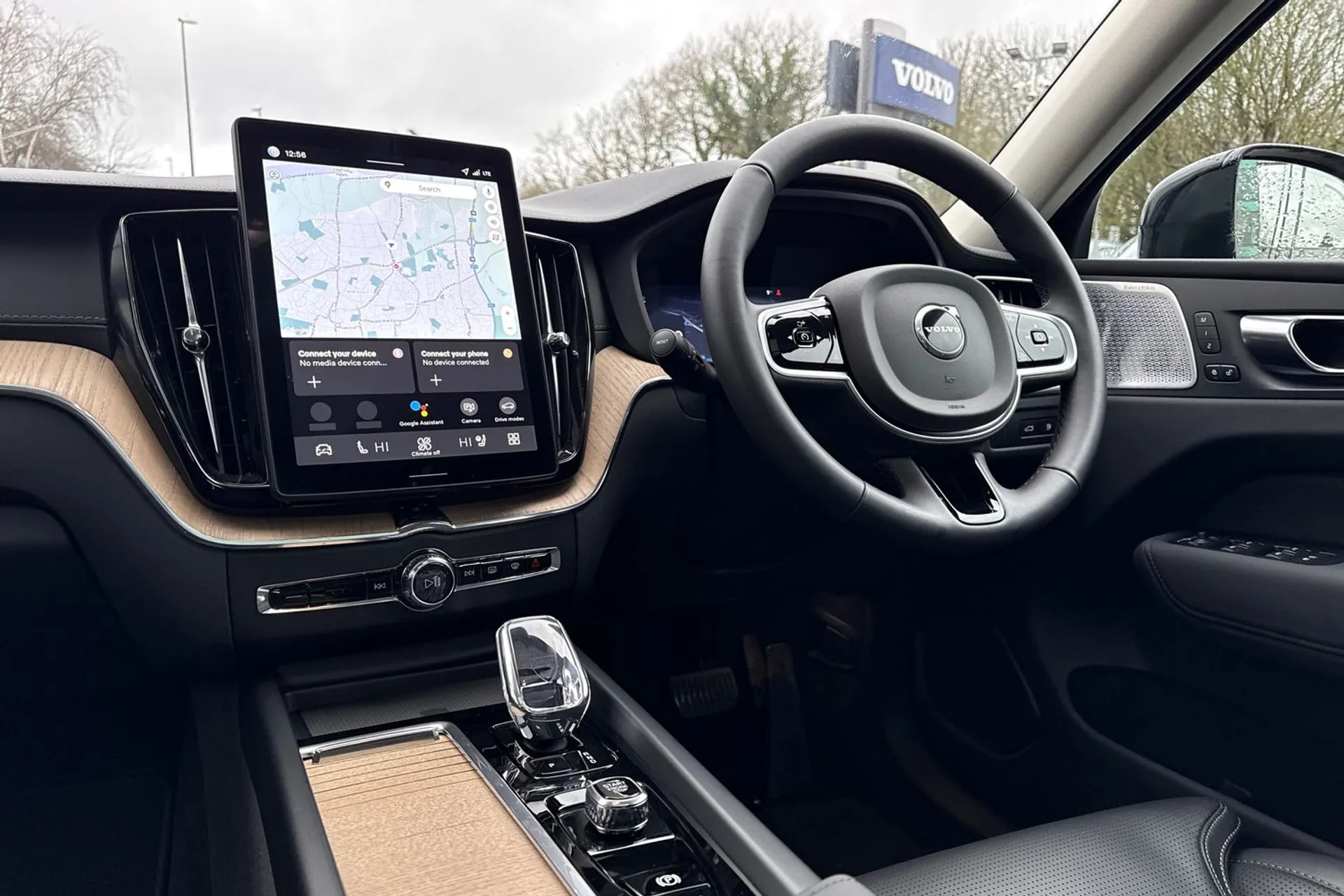 Volvo XC60 thumbnail image number 35