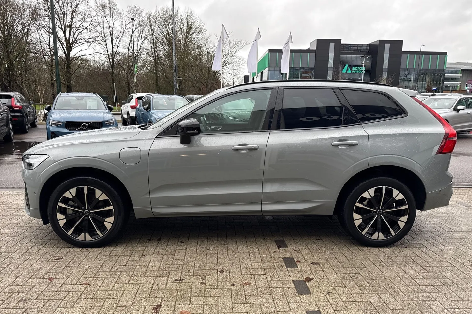 Volvo XC60 thumbnail image number 11