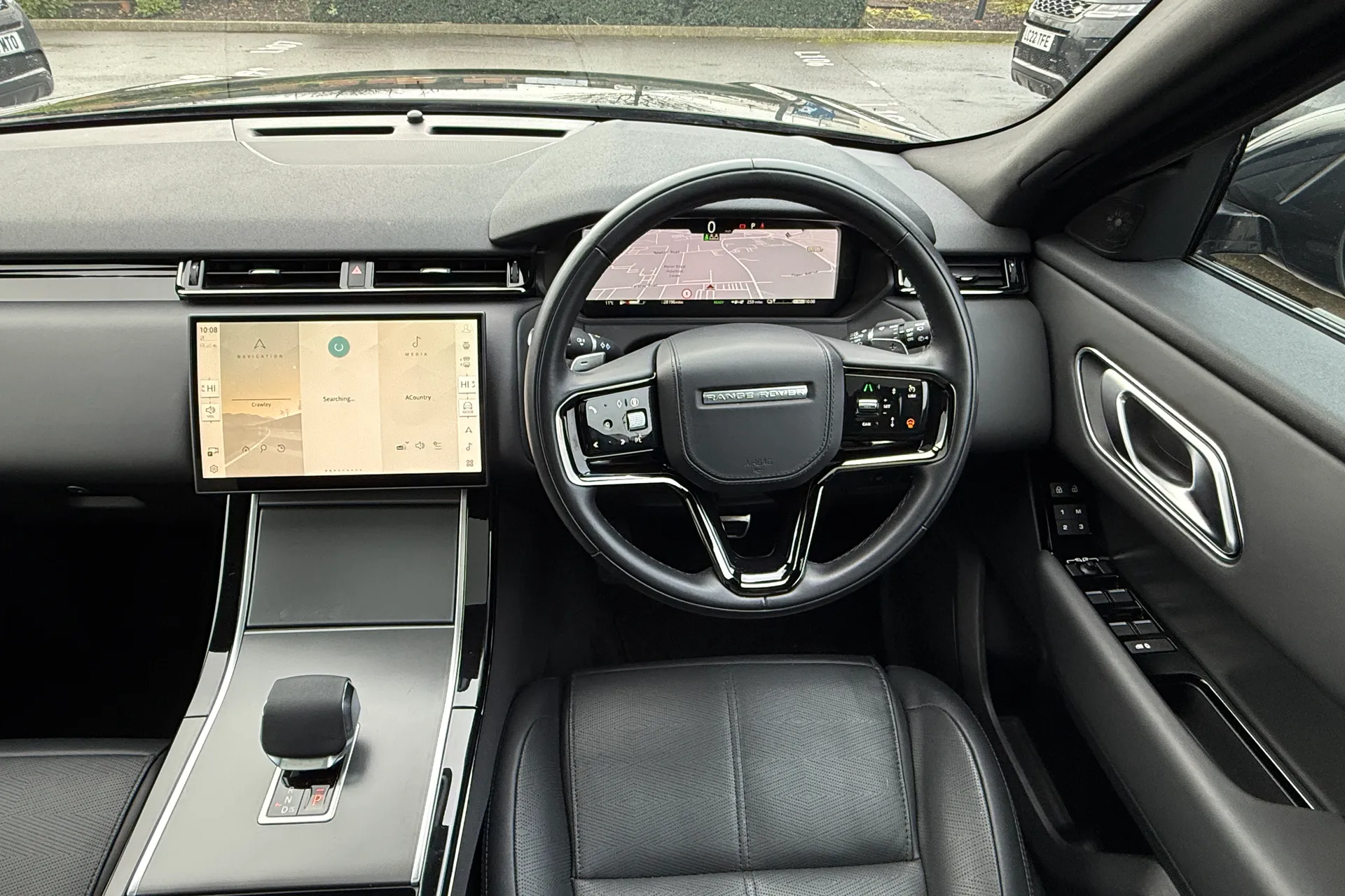 LAND ROVER RANGE ROVER VELAR thumbnail image number 21