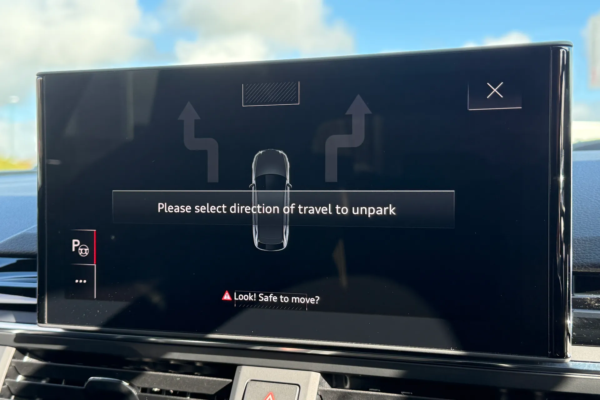 Audi RS4 thumbnail image number 11