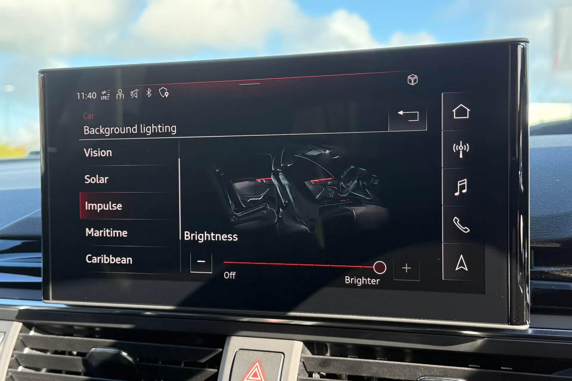 Audi RS4 thumbnail image number 16