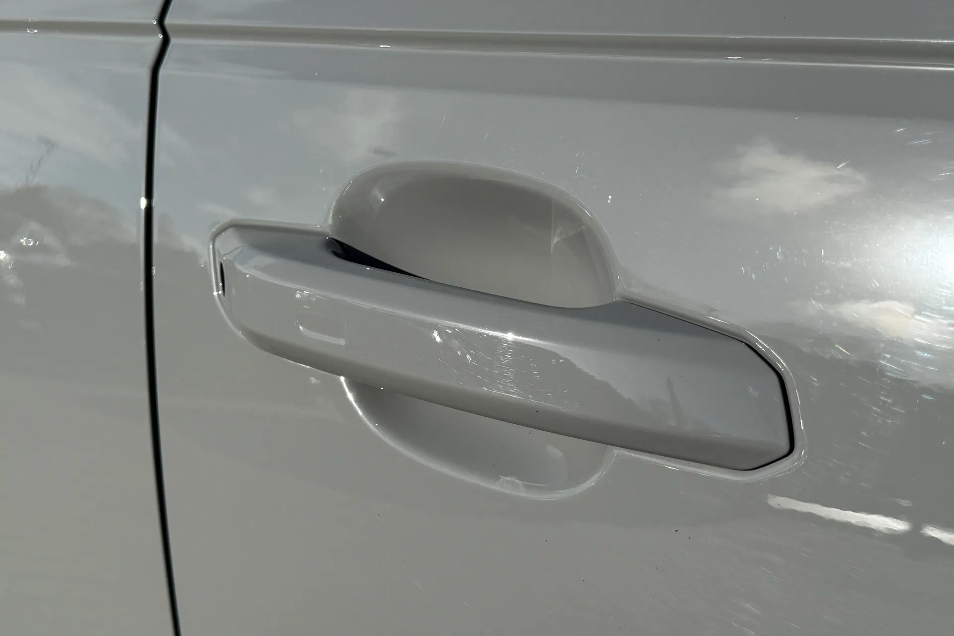 Audi RS4 thumbnail image number 59