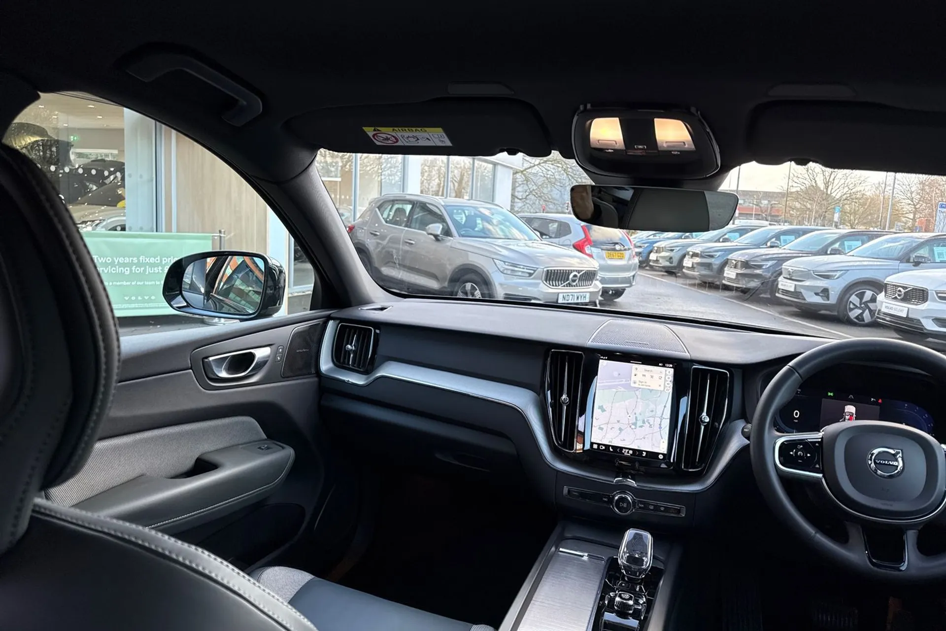 Volvo XC60 thumbnail image number 32