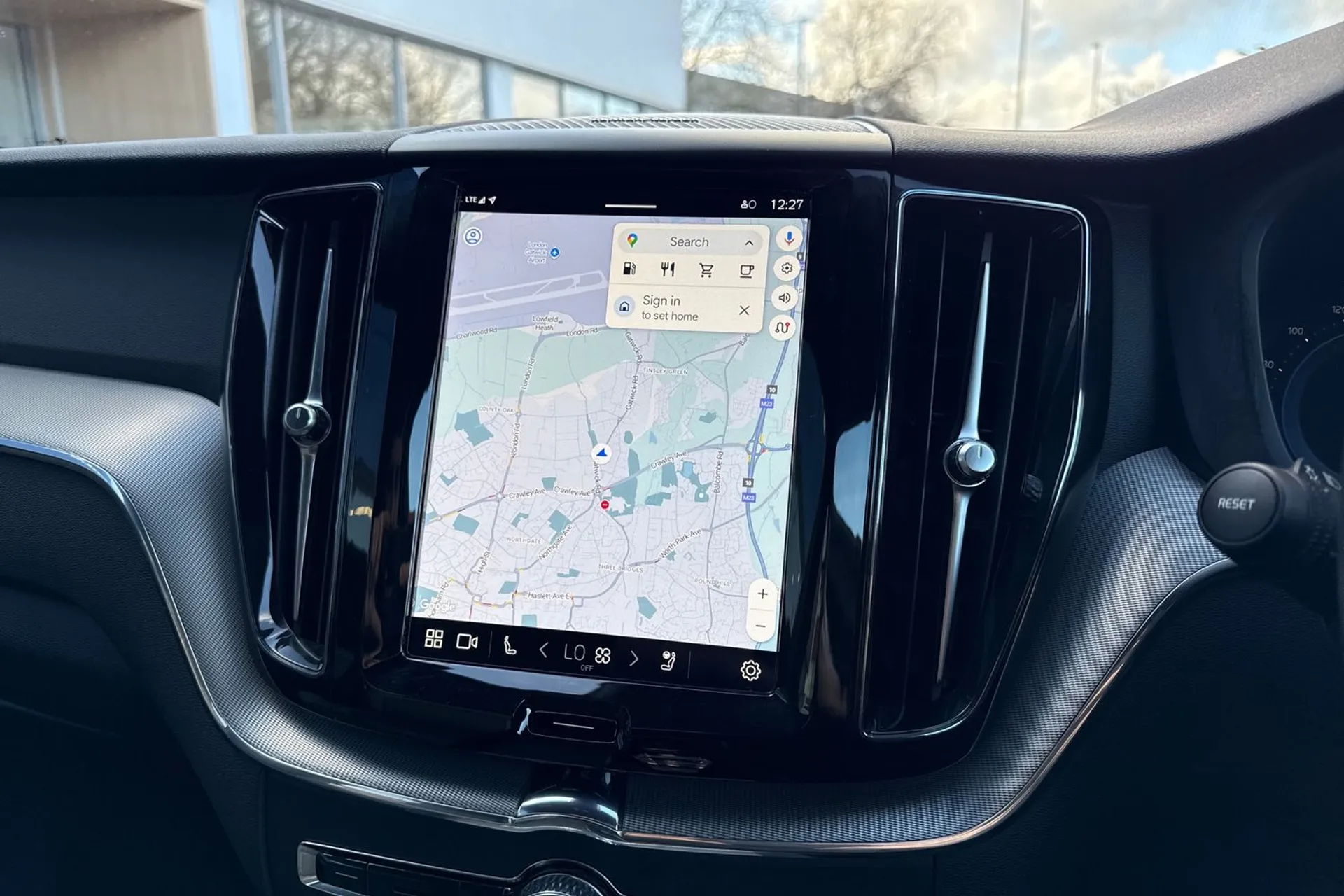 Volvo XC60 thumbnail image number 5