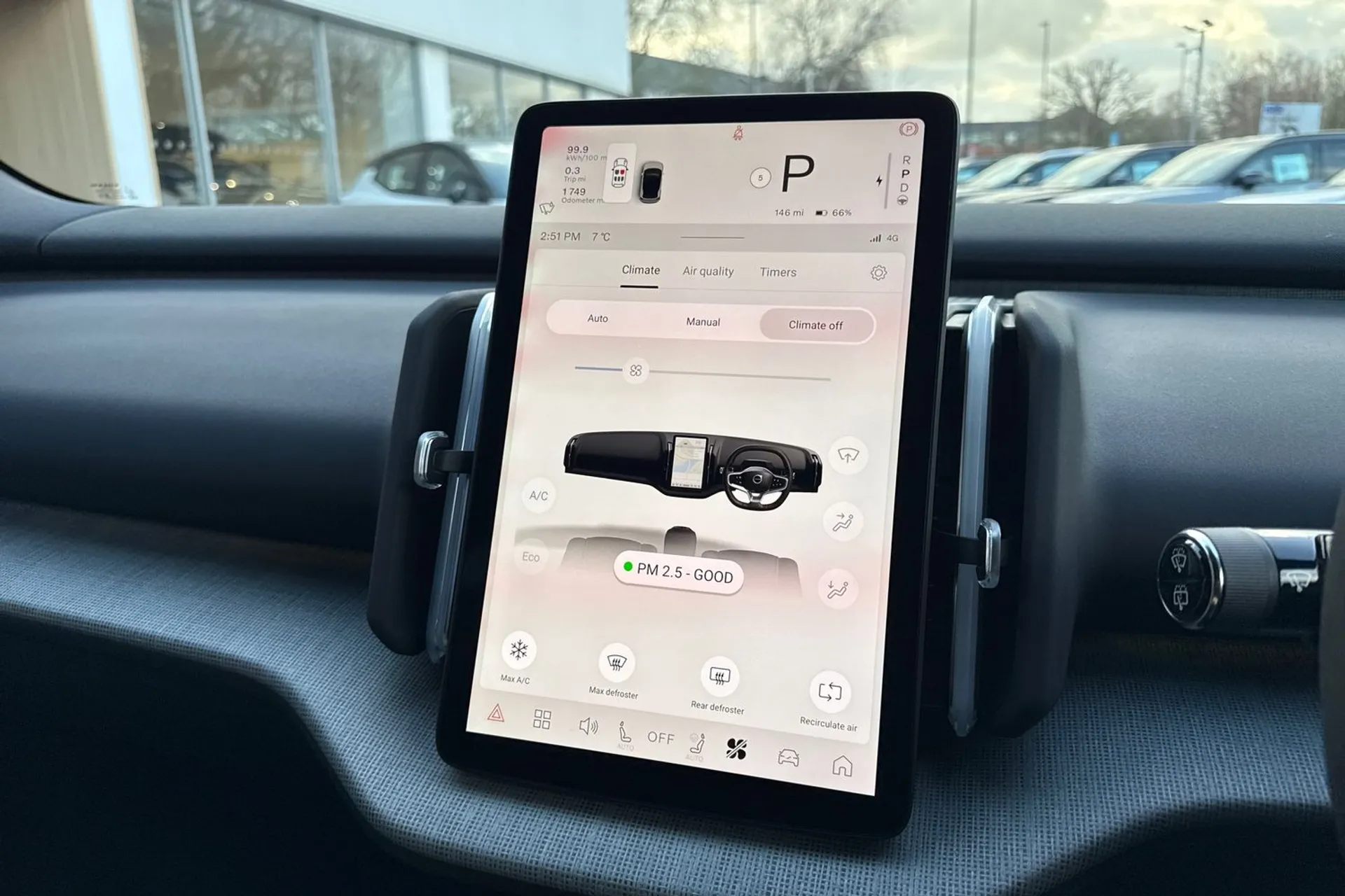 Volvo EX30 thumbnail image number 38