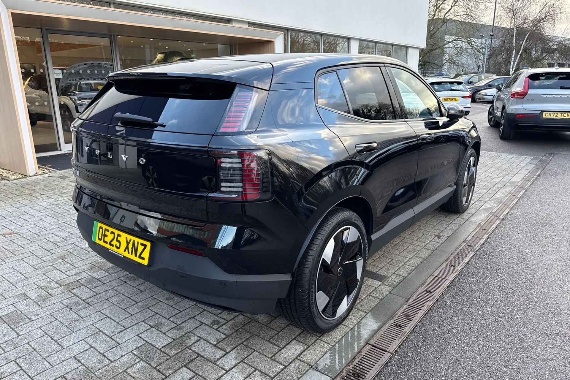 Volvo EX30 thumbnail image number 8