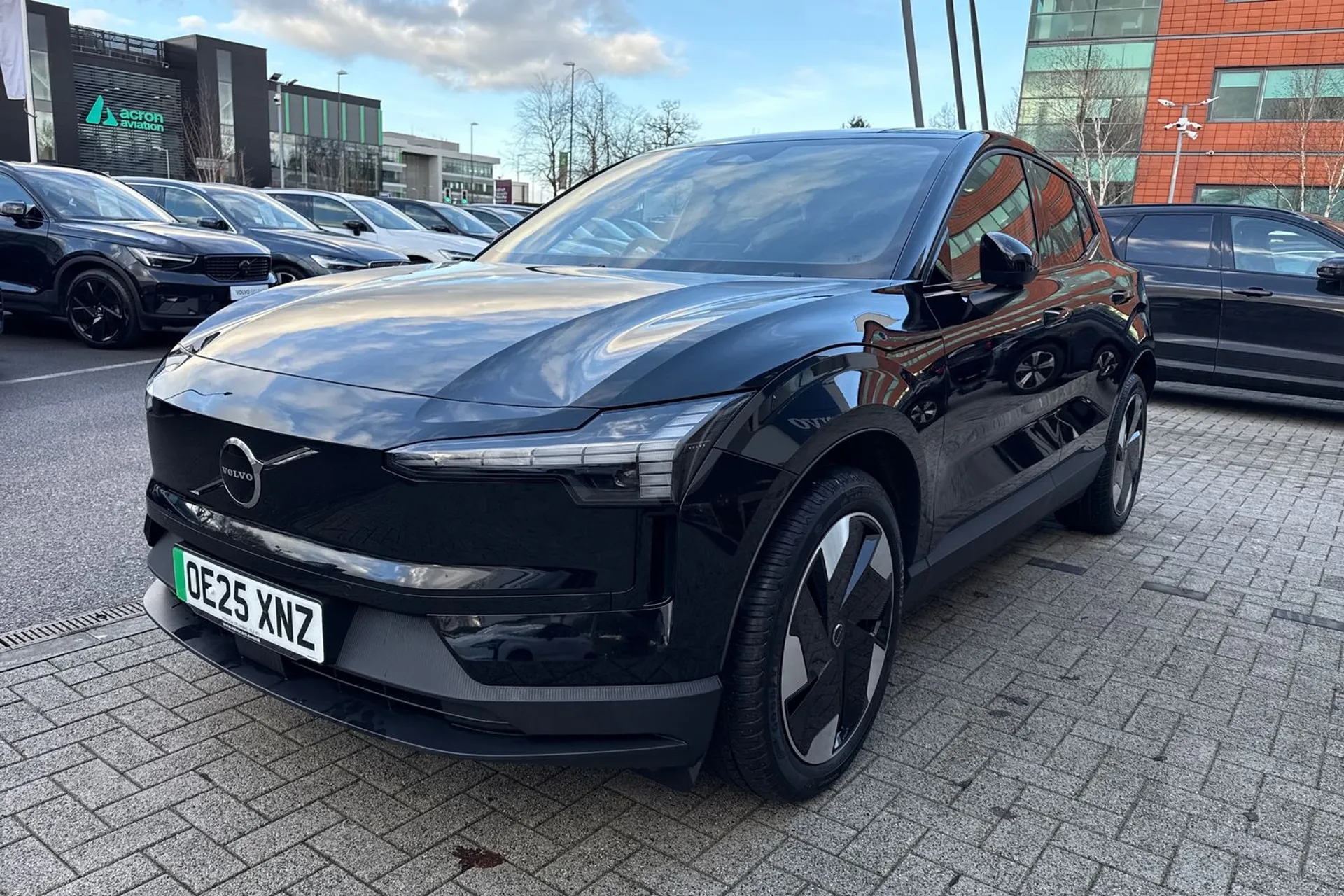 Volvo EX30 thumbnail image number 12