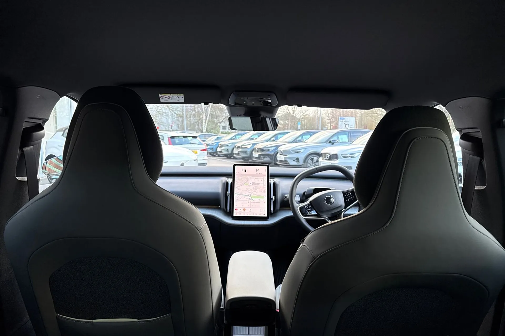 Volvo EX30 thumbnail image number 22