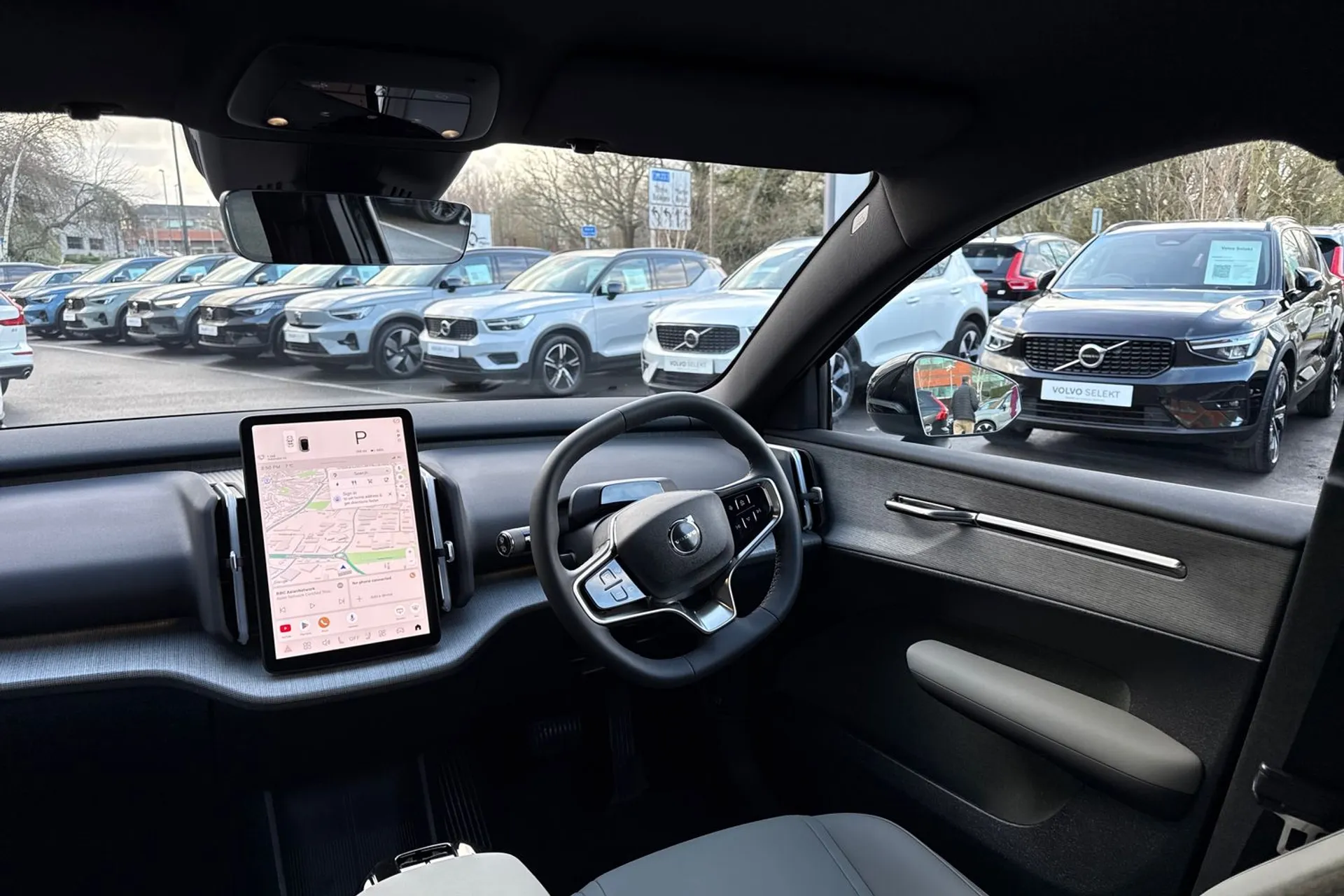 Volvo EX30 thumbnail image number 33