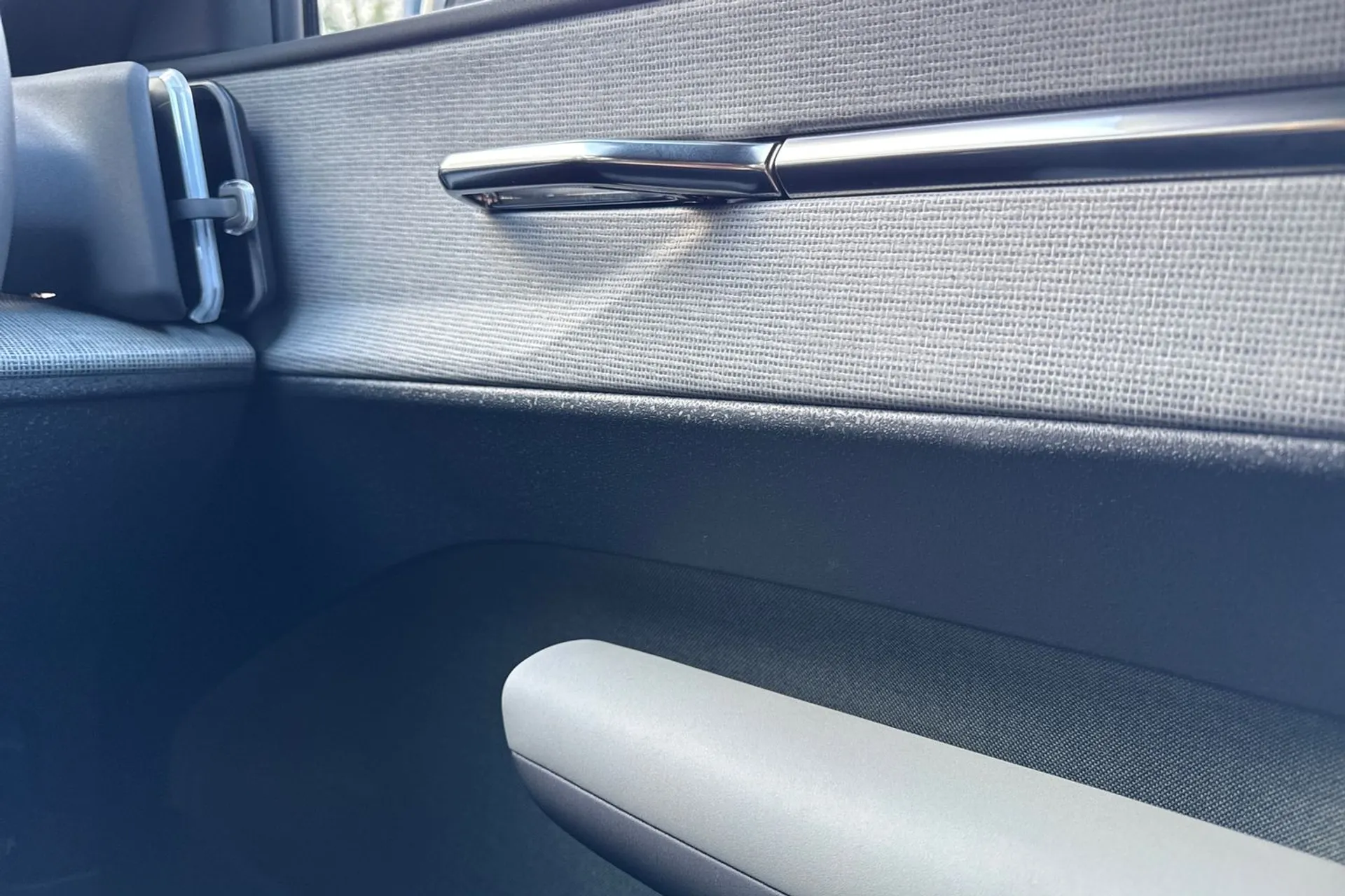 Volvo EX30 thumbnail image number 39