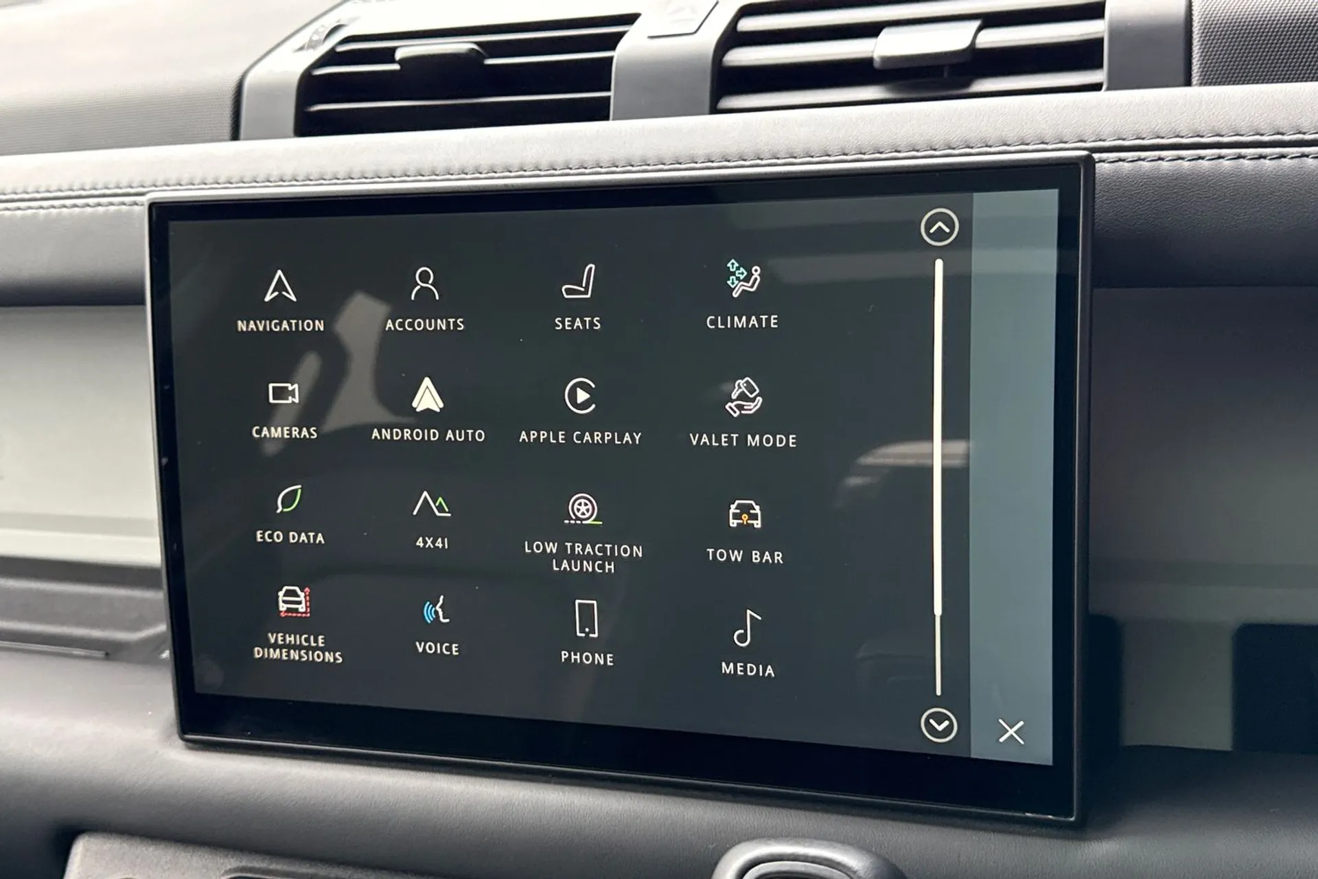 LAND ROVER DEFENDER thumbnail image number 63